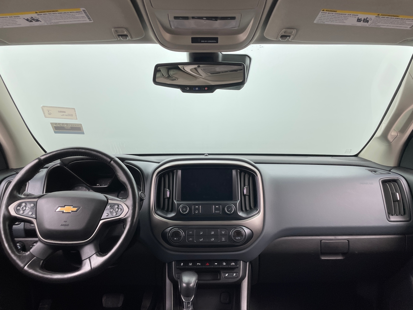 Thumbnail: 2022 Chevrolet Colorado - 3