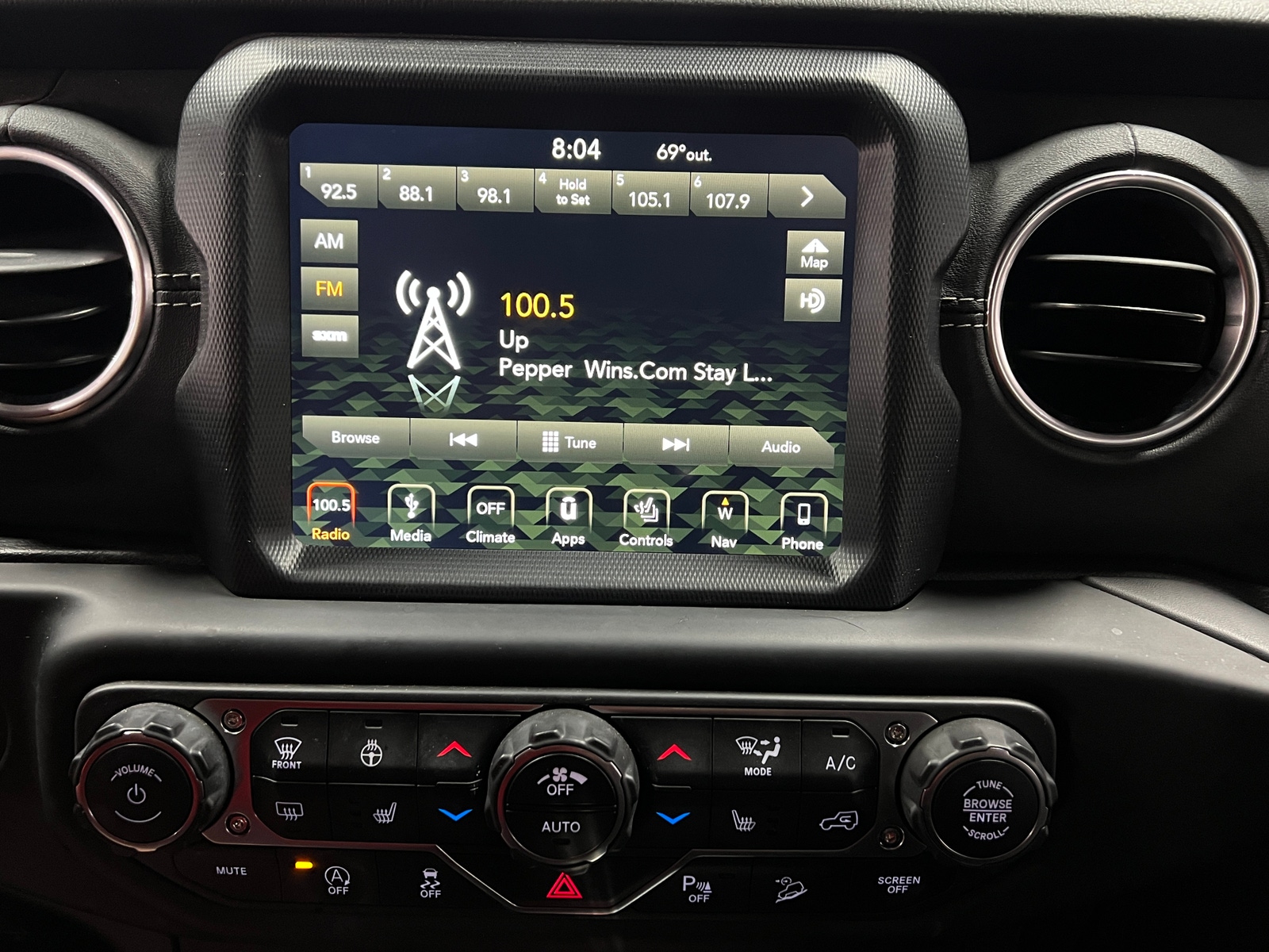 Thumbnail: 2018 Jeep Wrangler - 3