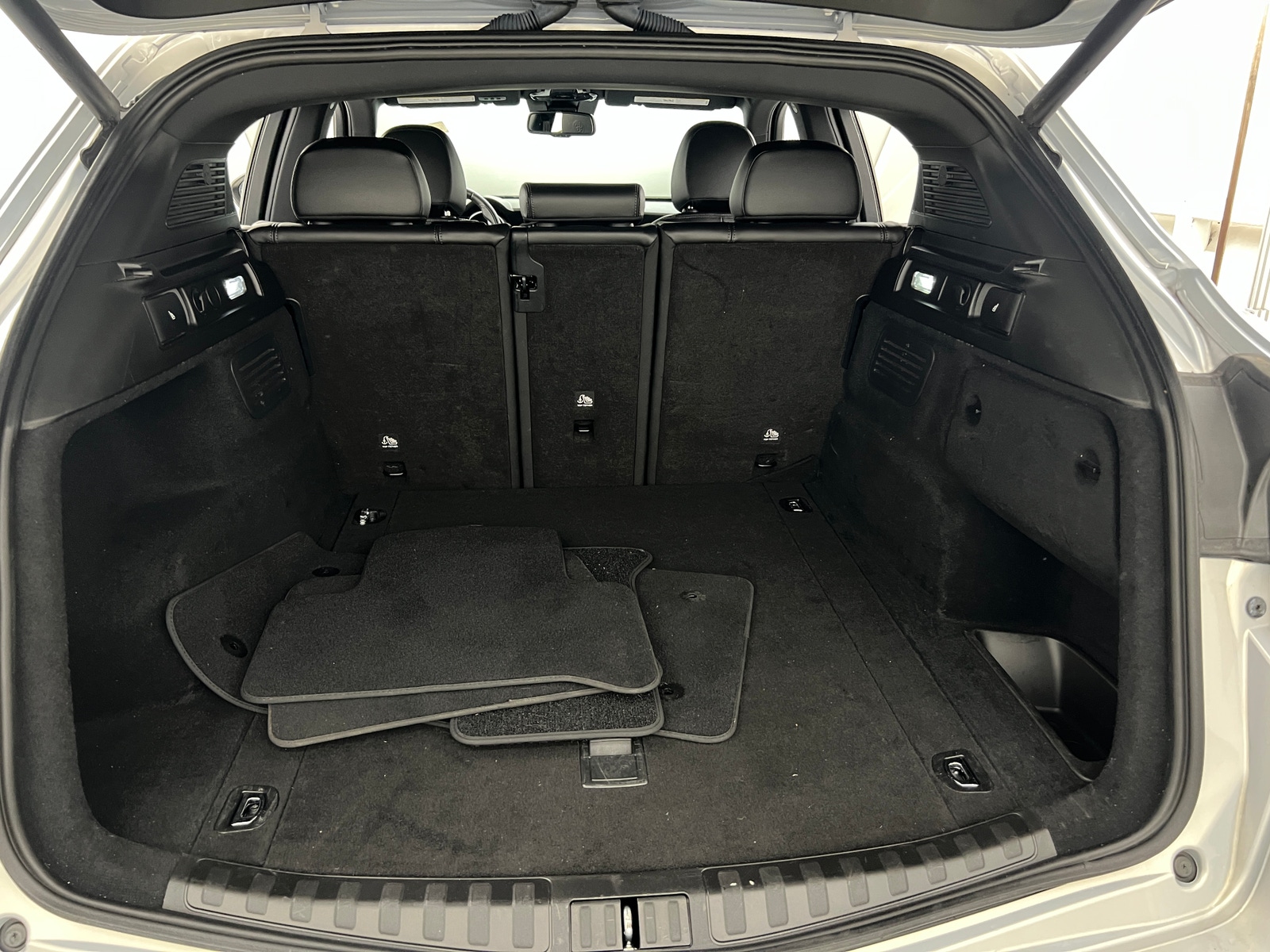 Thumbnail: 2022 Alfa Romeo Stelvio - 6