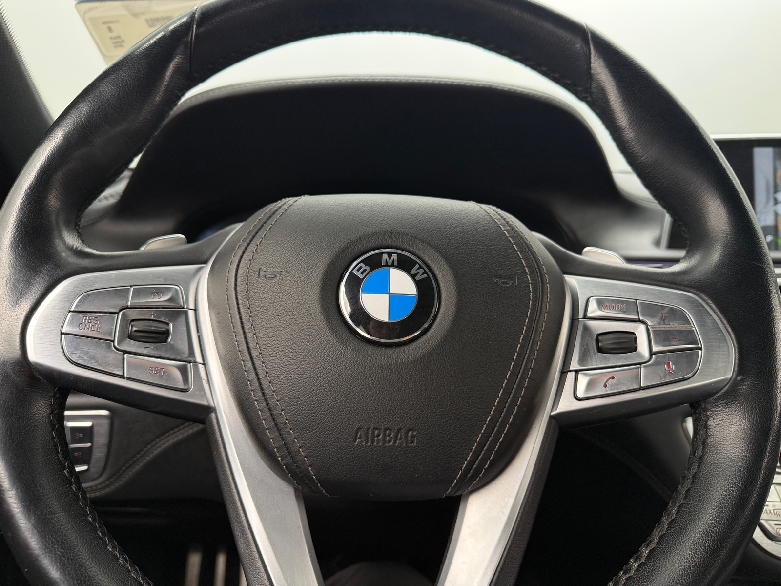 Thumbnail: 2016 BMW 7 Series - 4