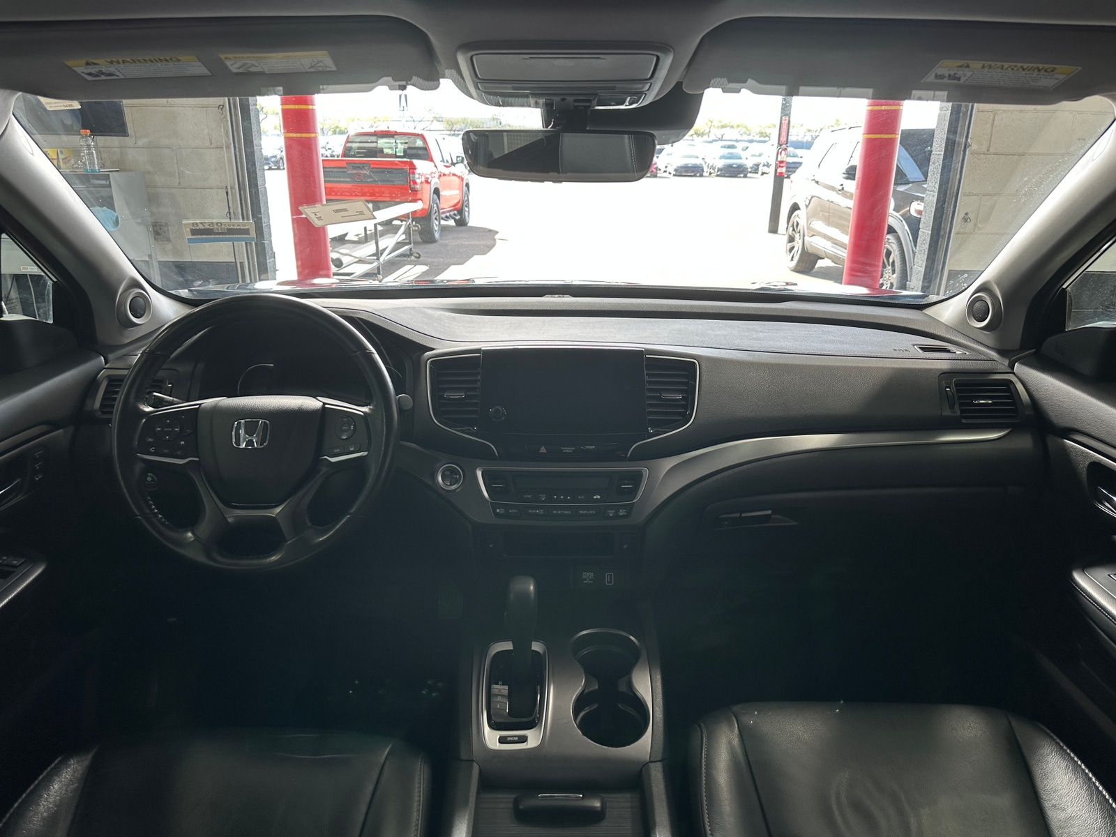 Thumbnail: 2019 Honda Pilot - 2