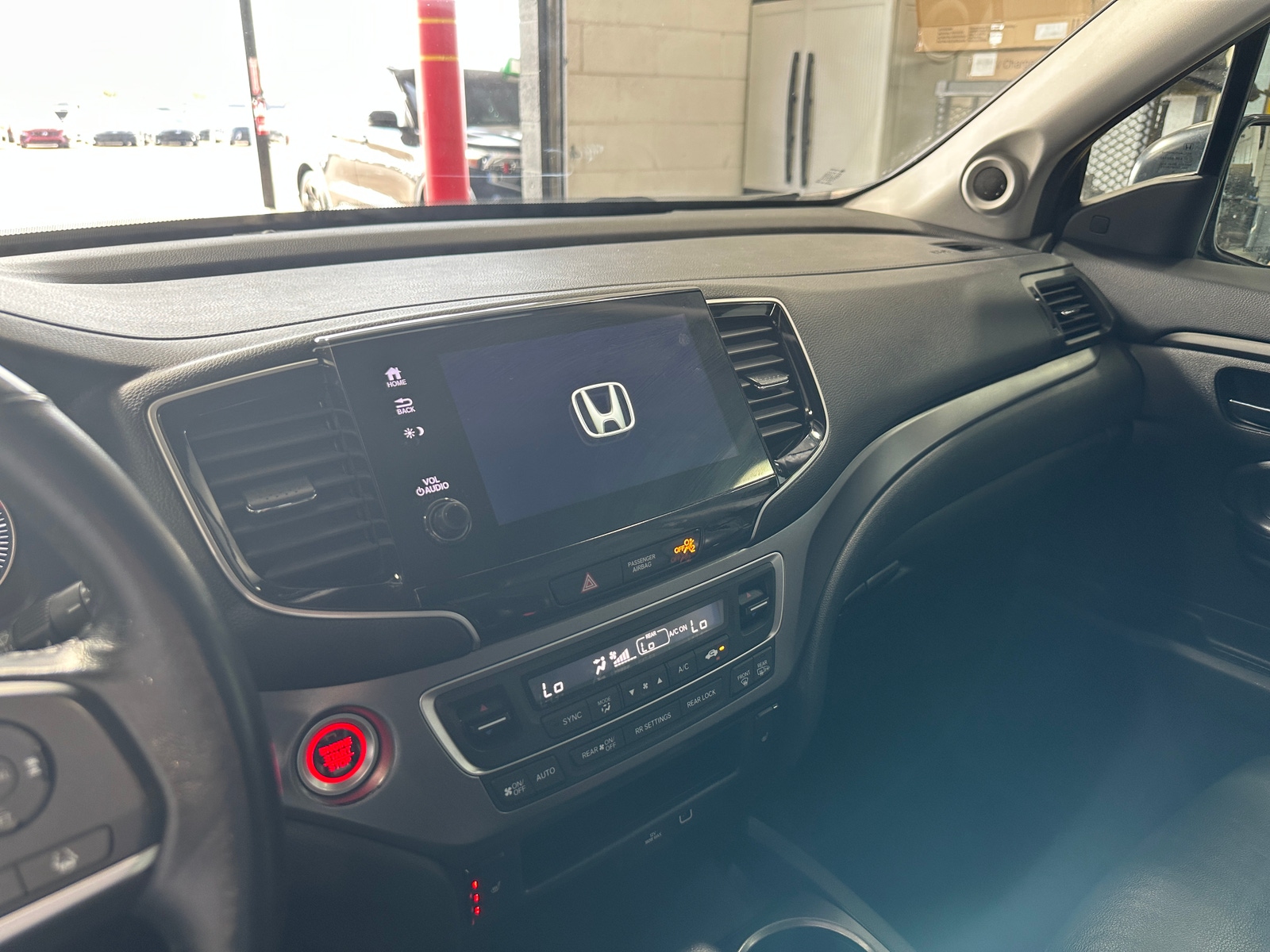 Thumbnail: 2019 Honda Pilot - 3