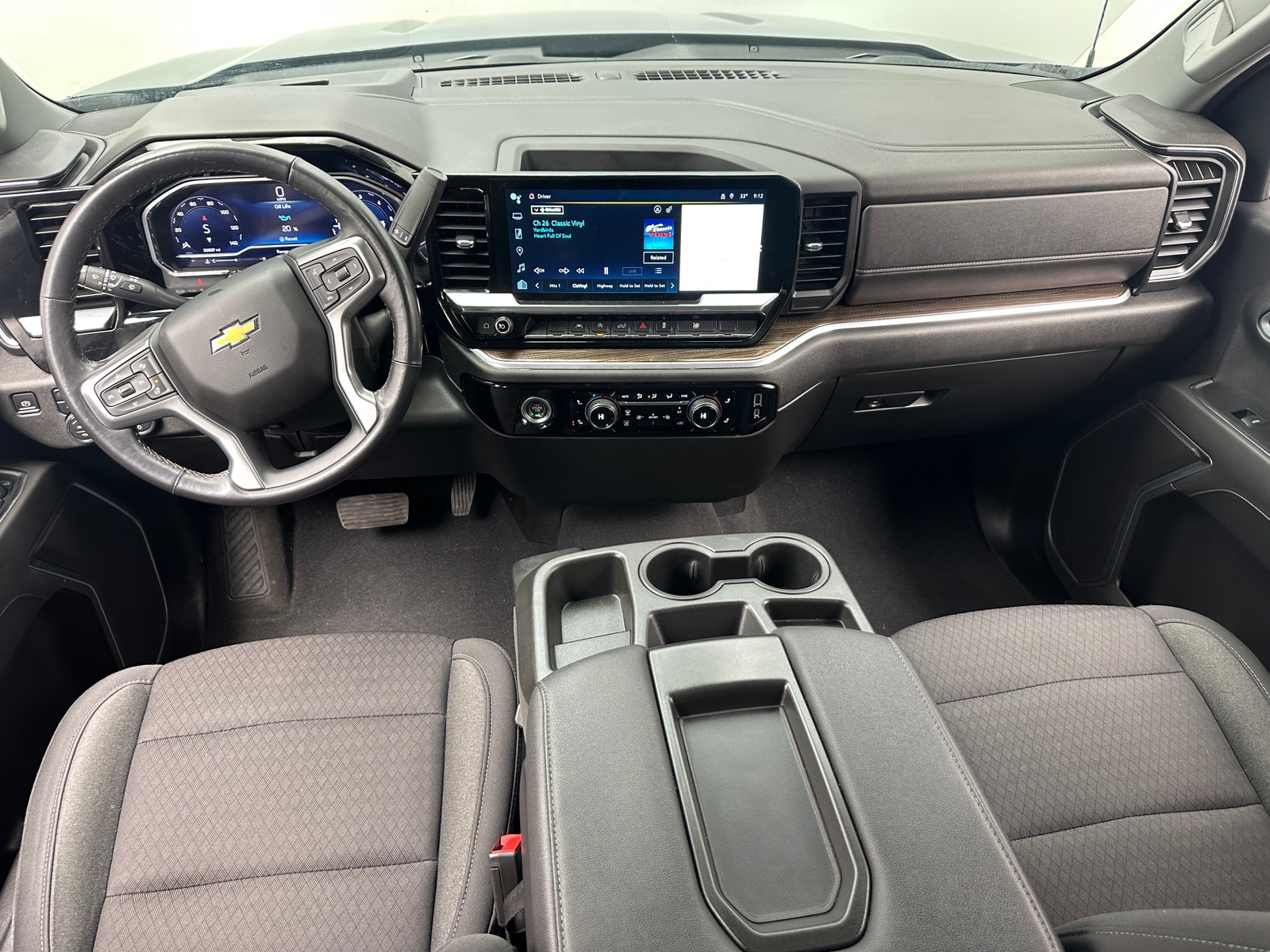 Thumbnail: 2022 Chevrolet Silverado 1500 - 3