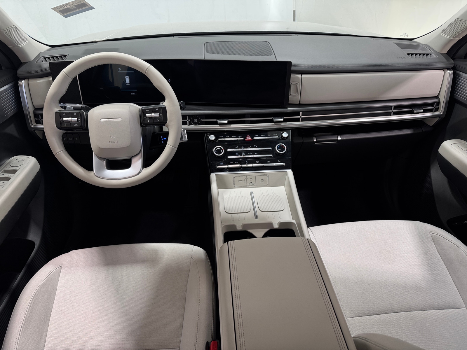 Thumbnail: 2025 Hyundai Santa Fe - 3