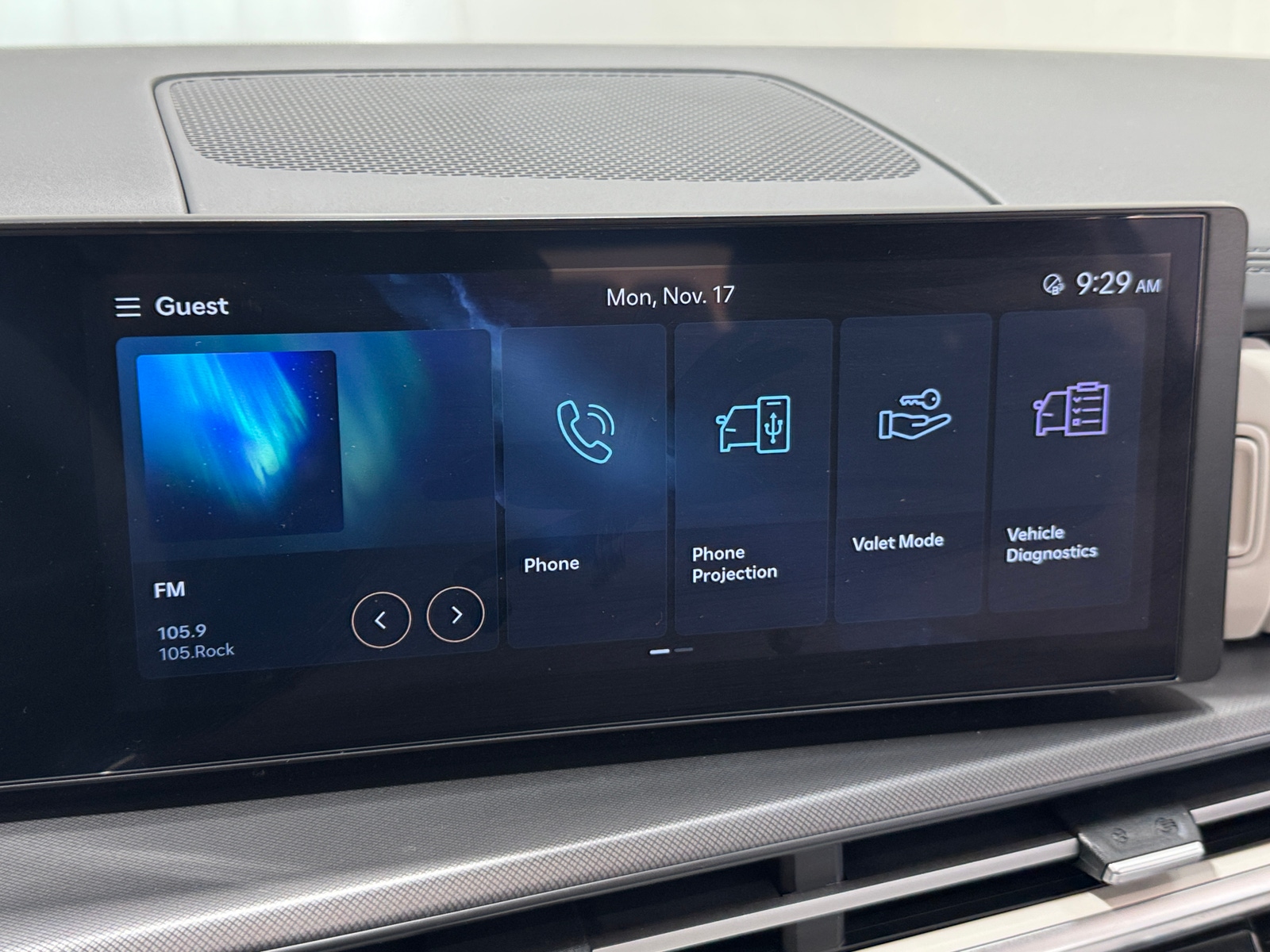 Thumbnail: 2025 Hyundai Santa Fe - 4