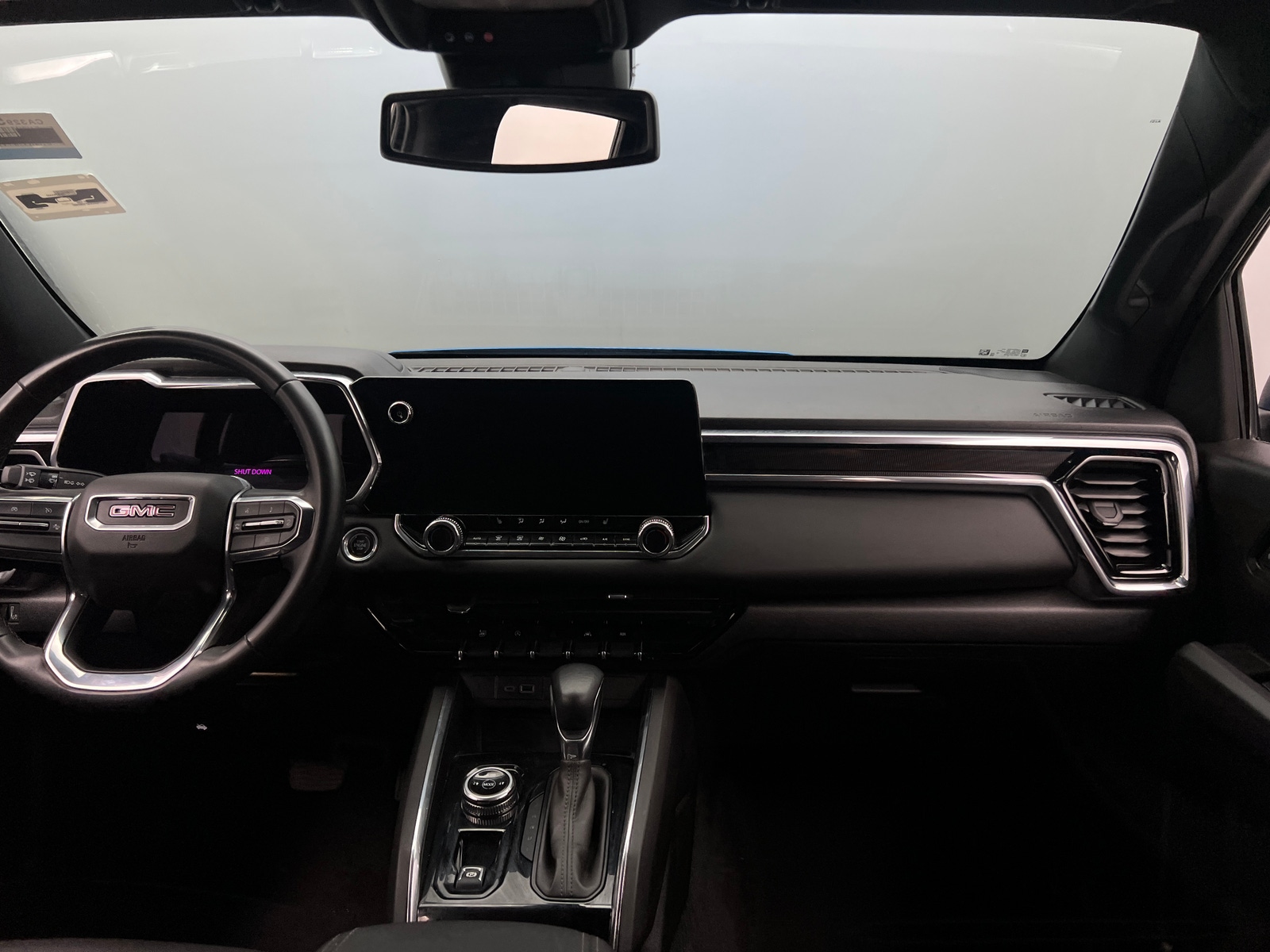 Thumbnail: 2023 GMC Canyon - 3