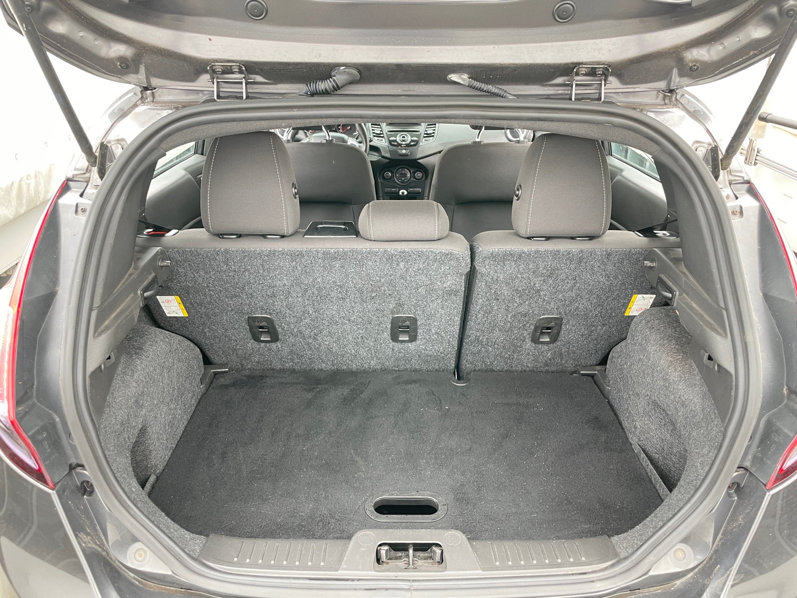 Thumbnail: 2018 Ford Fiesta - 7