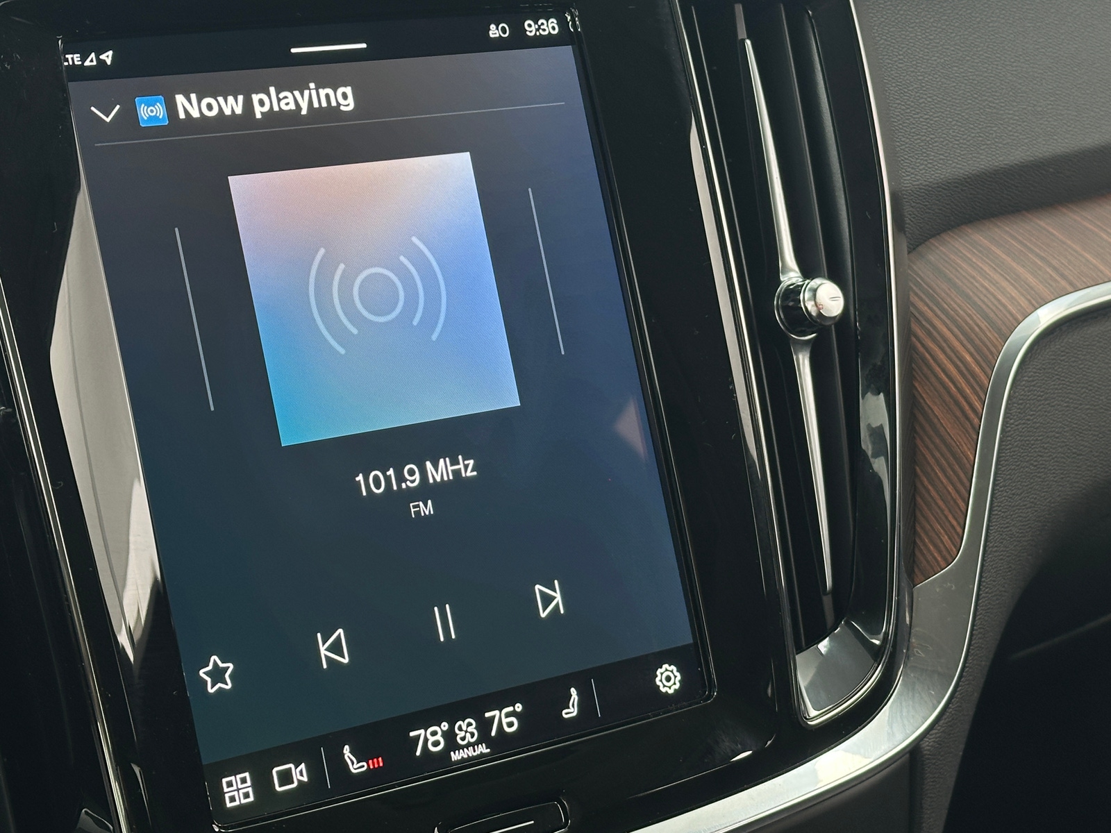 Thumbnail: 2025 Volvo V60 - 3