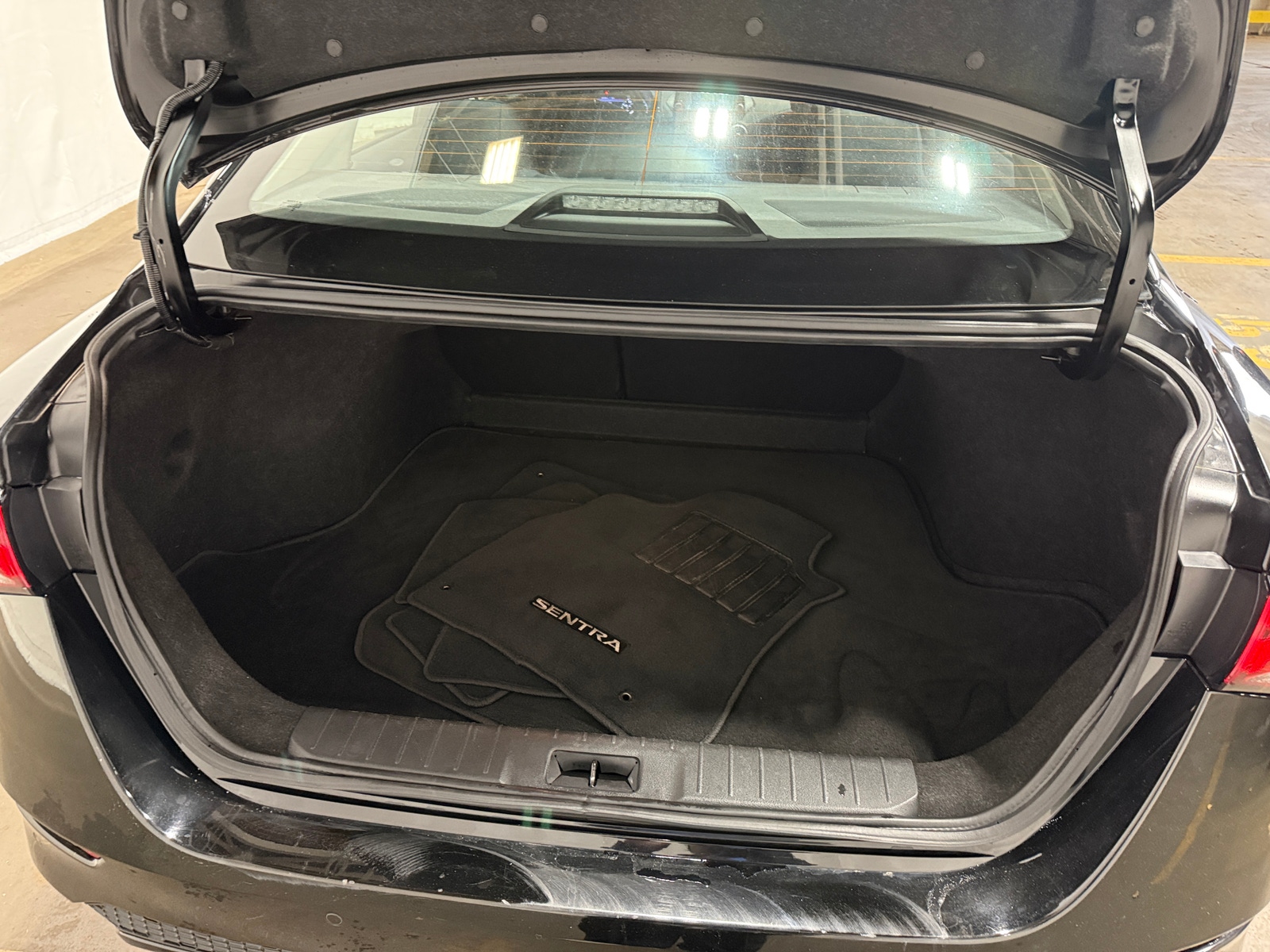 Thumbnail: 2024 Nissan Sentra - 7