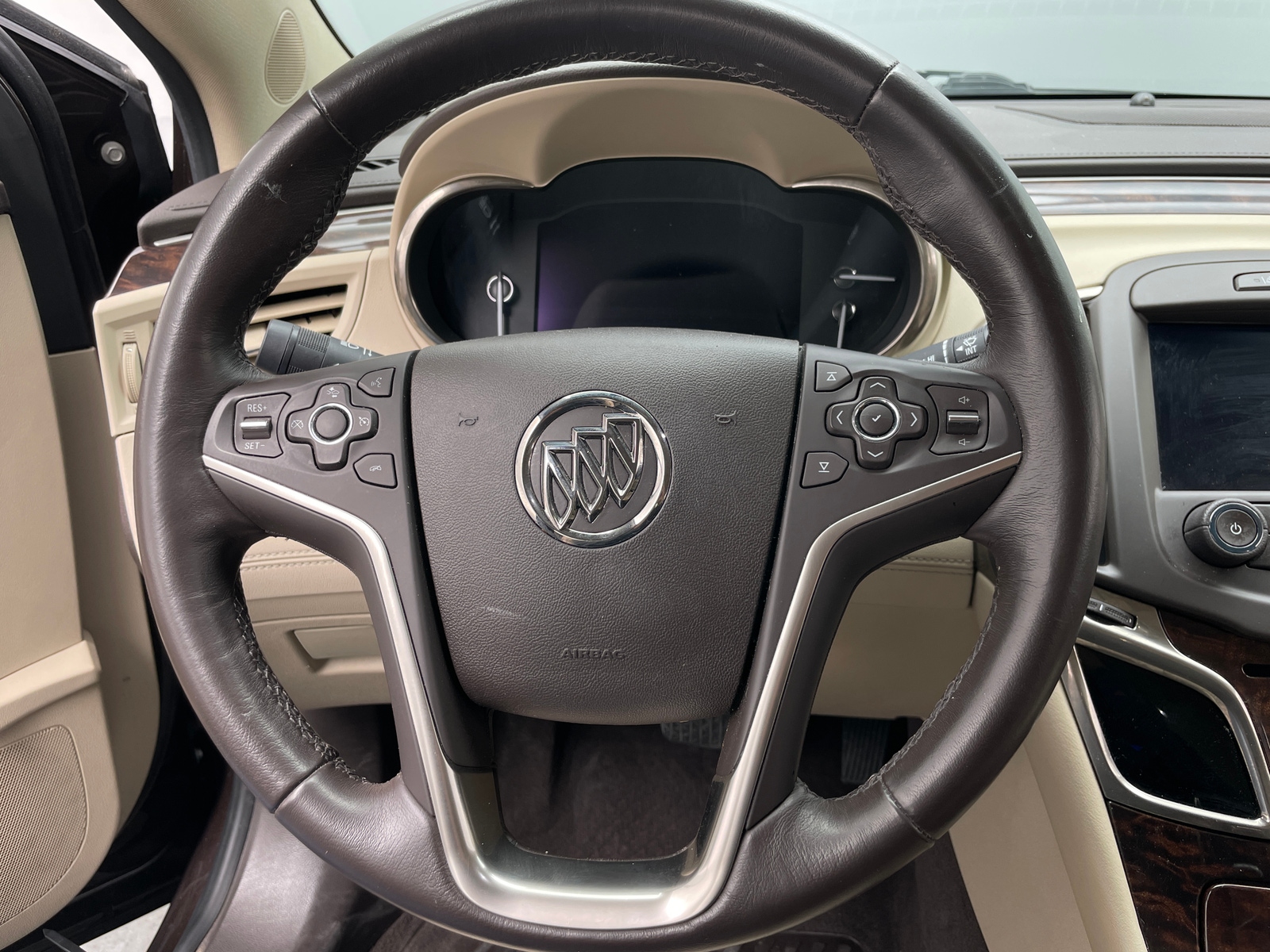 Thumbnail: 2015 Buick LaCrosse - 4