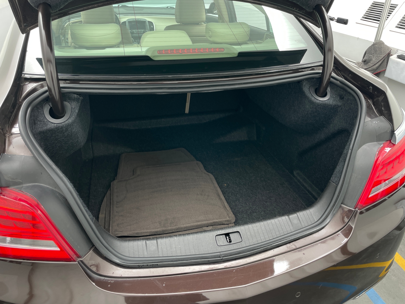 Thumbnail: 2015 Buick LaCrosse - 6