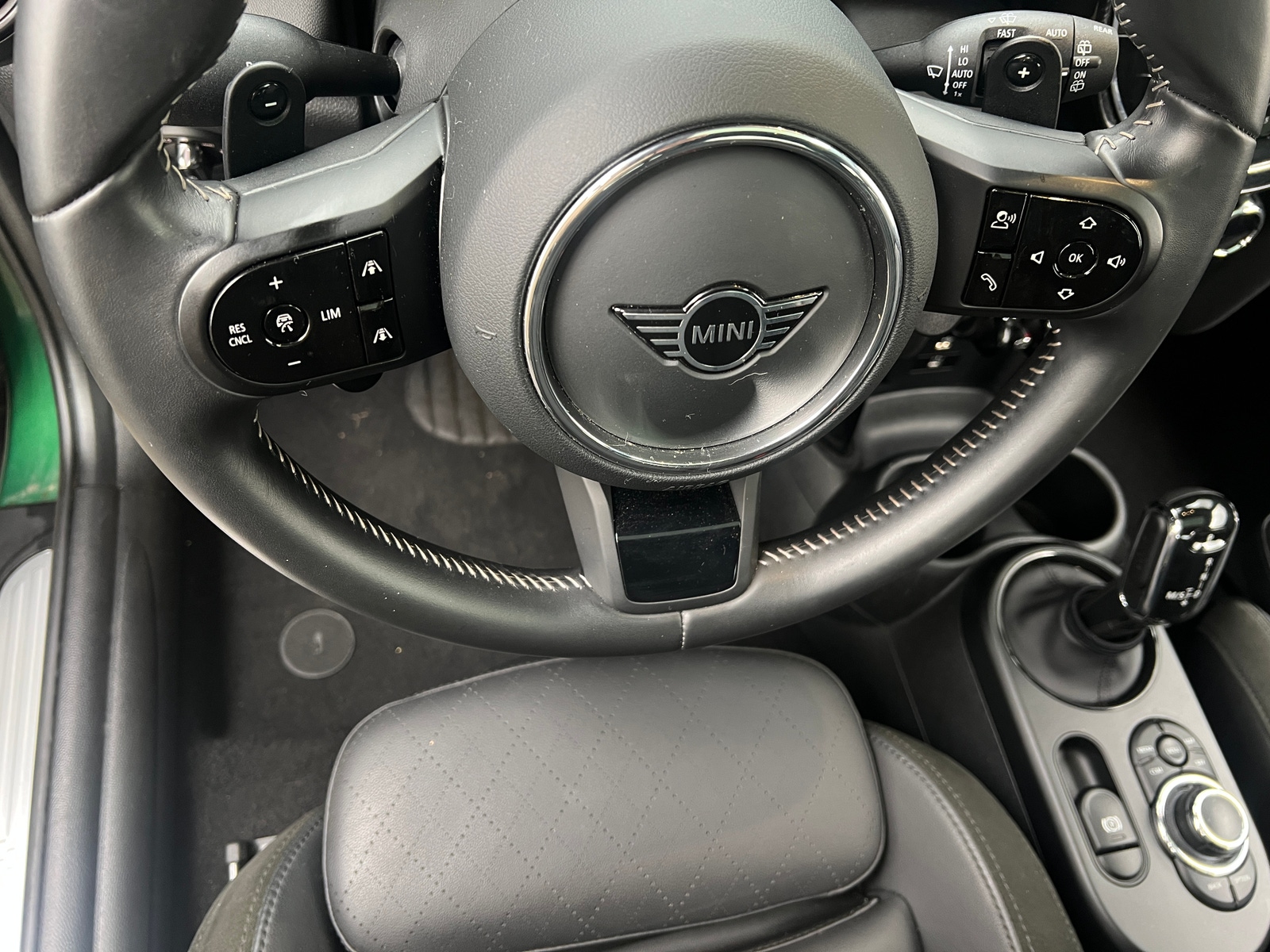 Thumbnail: 2024 MINI Cooper Hardtop - 4