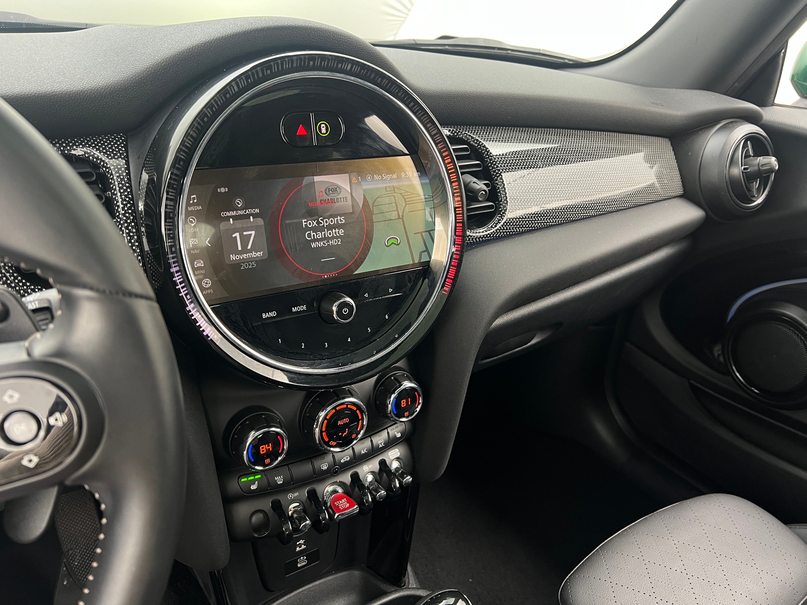 Thumbnail: 2024 MINI Cooper Hardtop - 3