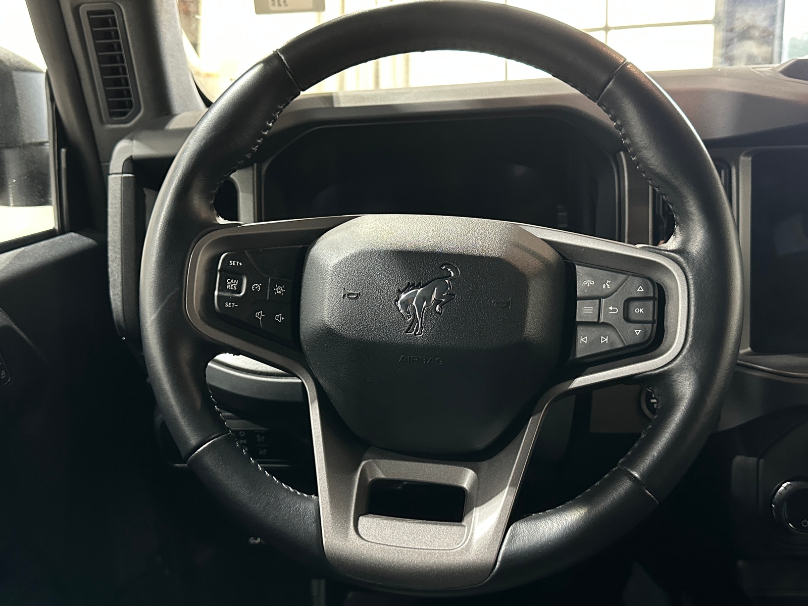 Thumbnail: 2025 Ford Bronco - 5