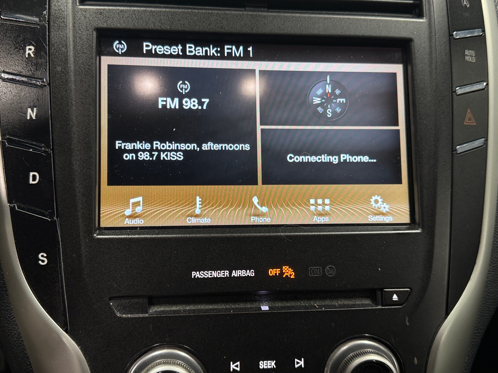 Thumbnail: 2017 Lincoln MKC - 3