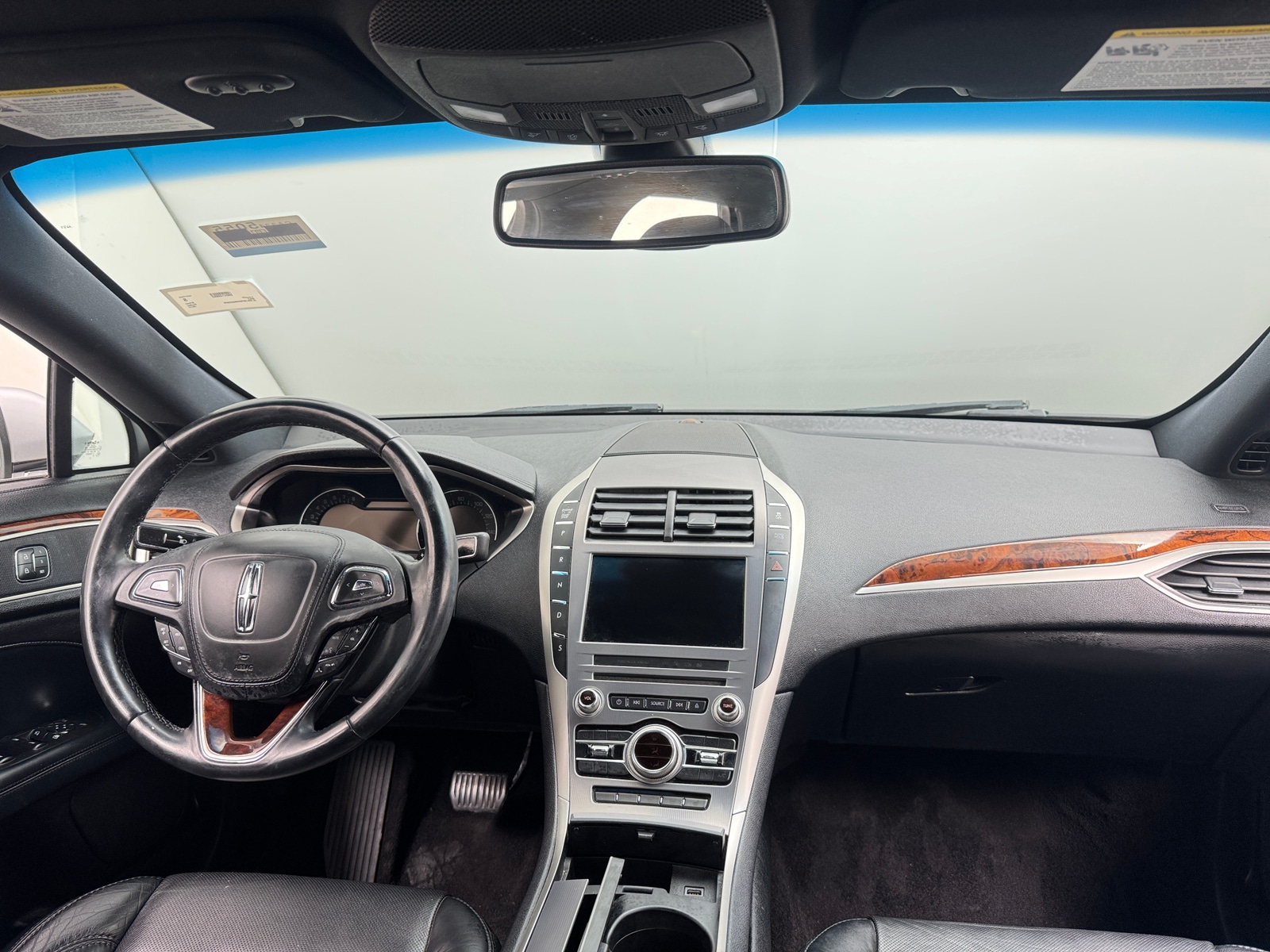 Thumbnail: 2017 Lincoln MKZ - 2