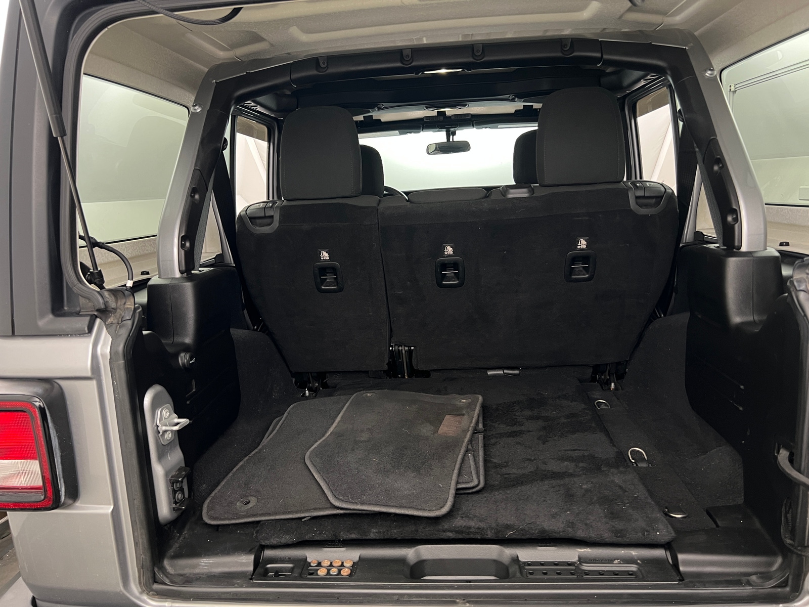 Thumbnail: 2018 Jeep Wrangler - 7