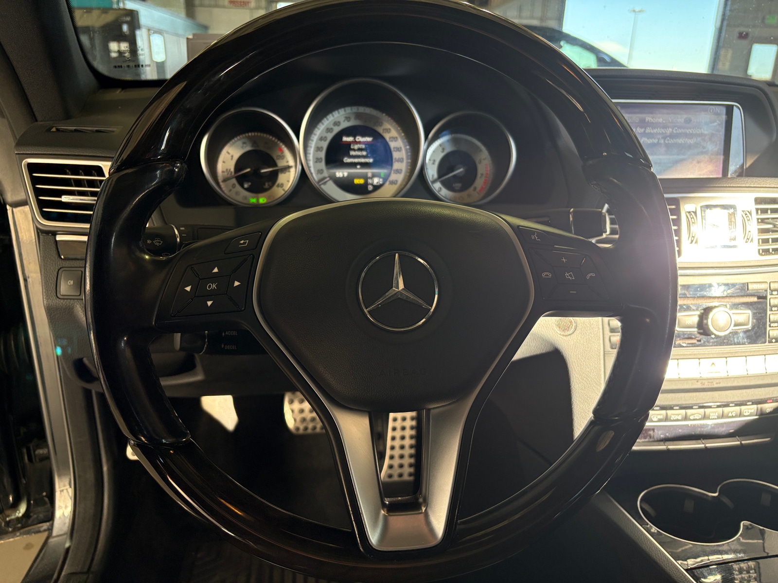 Thumbnail: 2014 Mercedes-Benz E-Class - 3