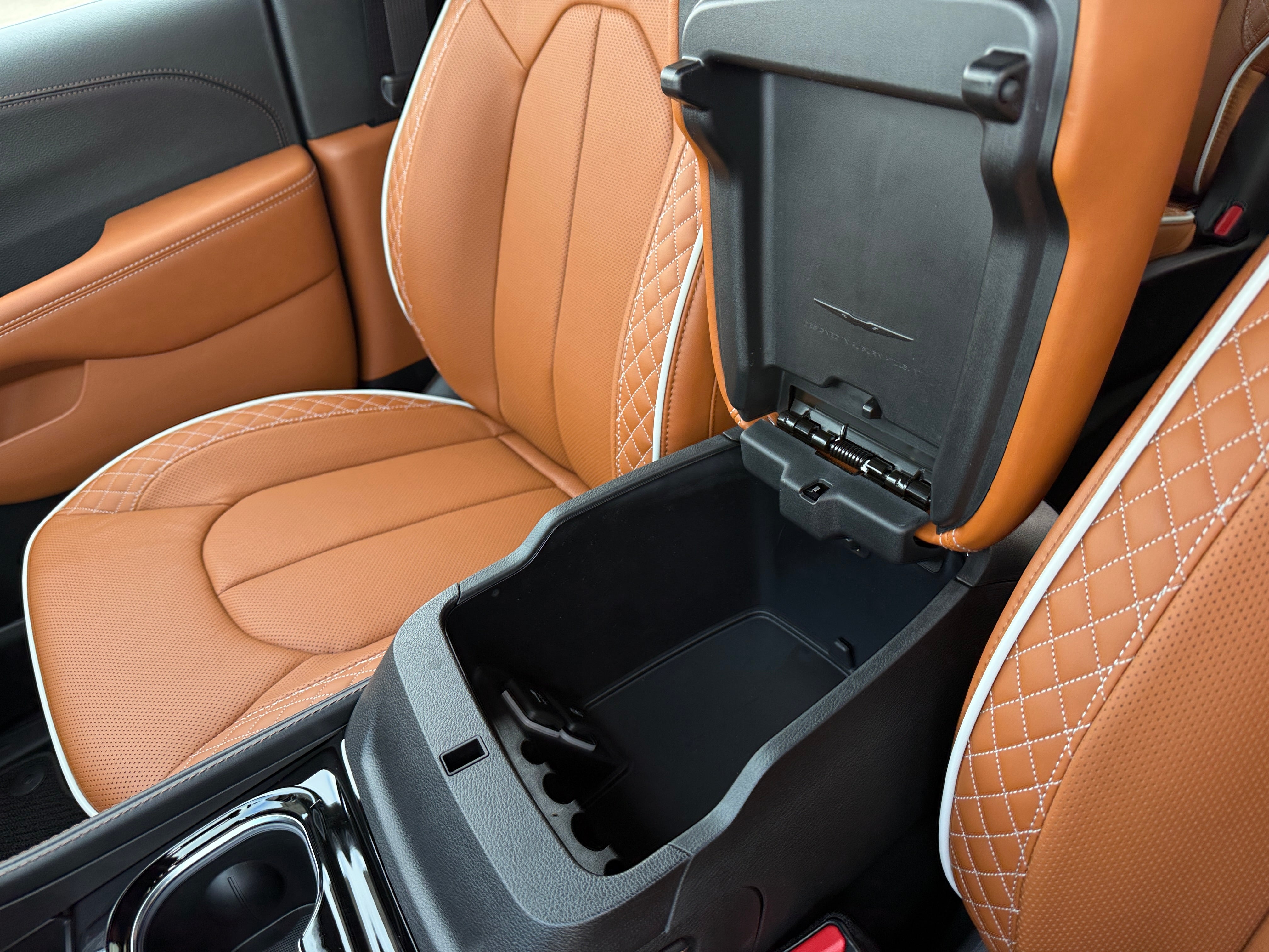 2026 Chrysler Pacifica Pinnacle - Photo 21