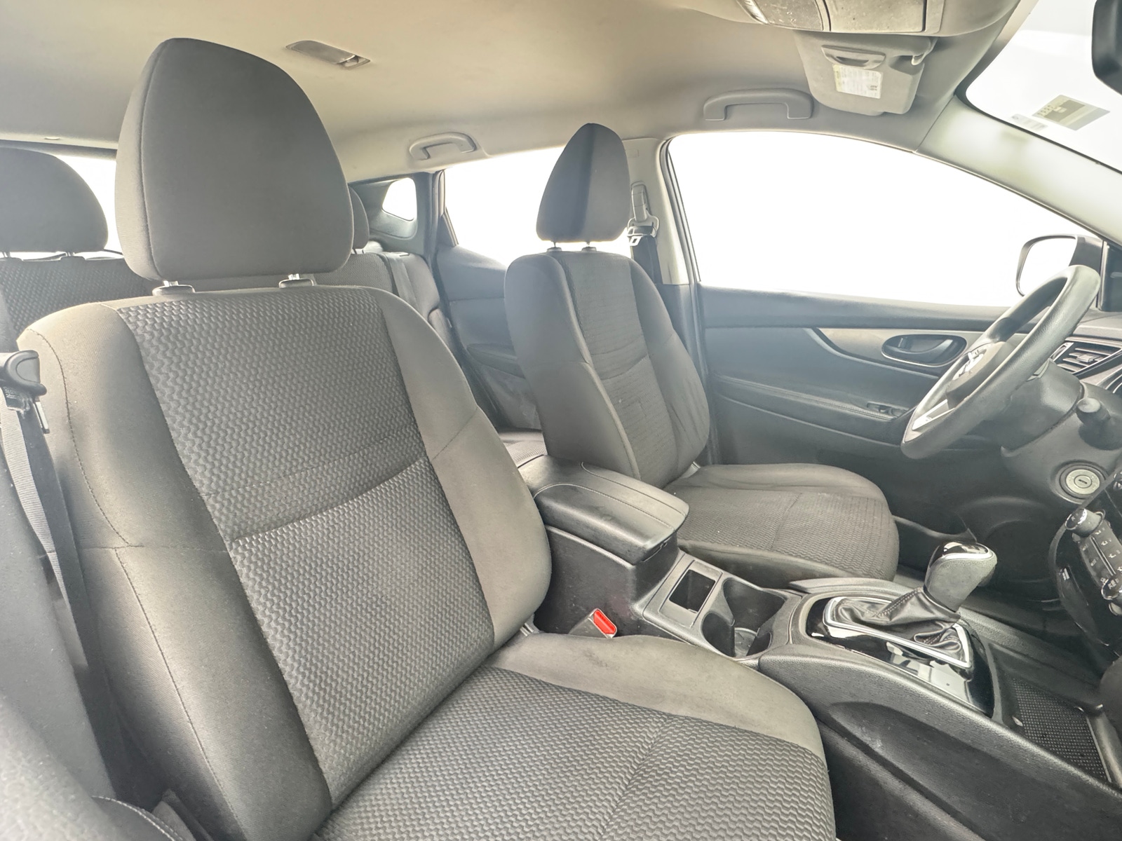 Thumbnail: 2021 Nissan Rogue Sport - 2