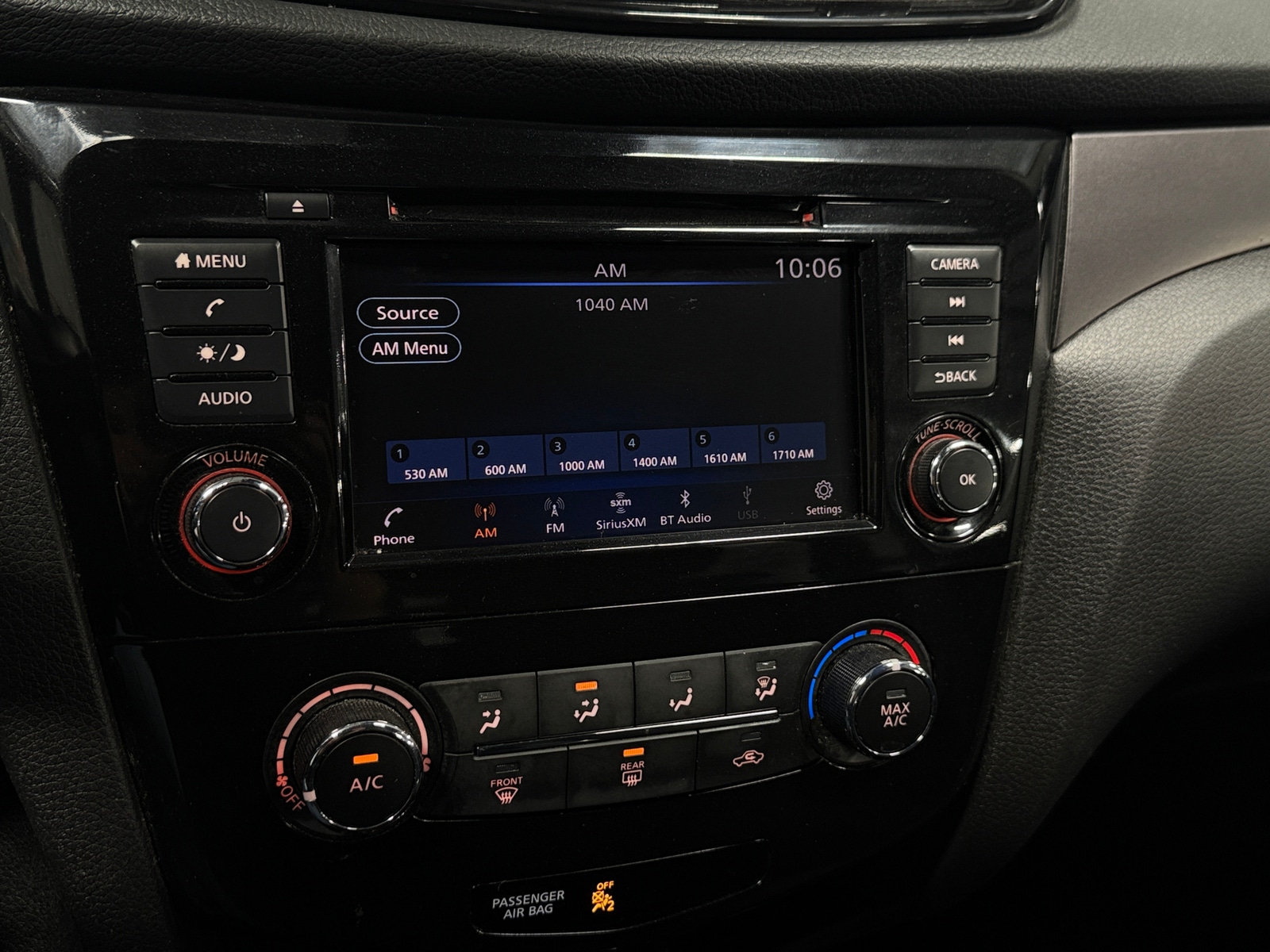 Thumbnail: 2021 Nissan Rogue Sport - 4