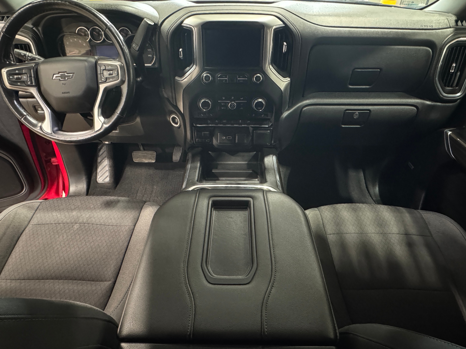 Thumbnail: 2019 Chevrolet Silverado 1500 - 3