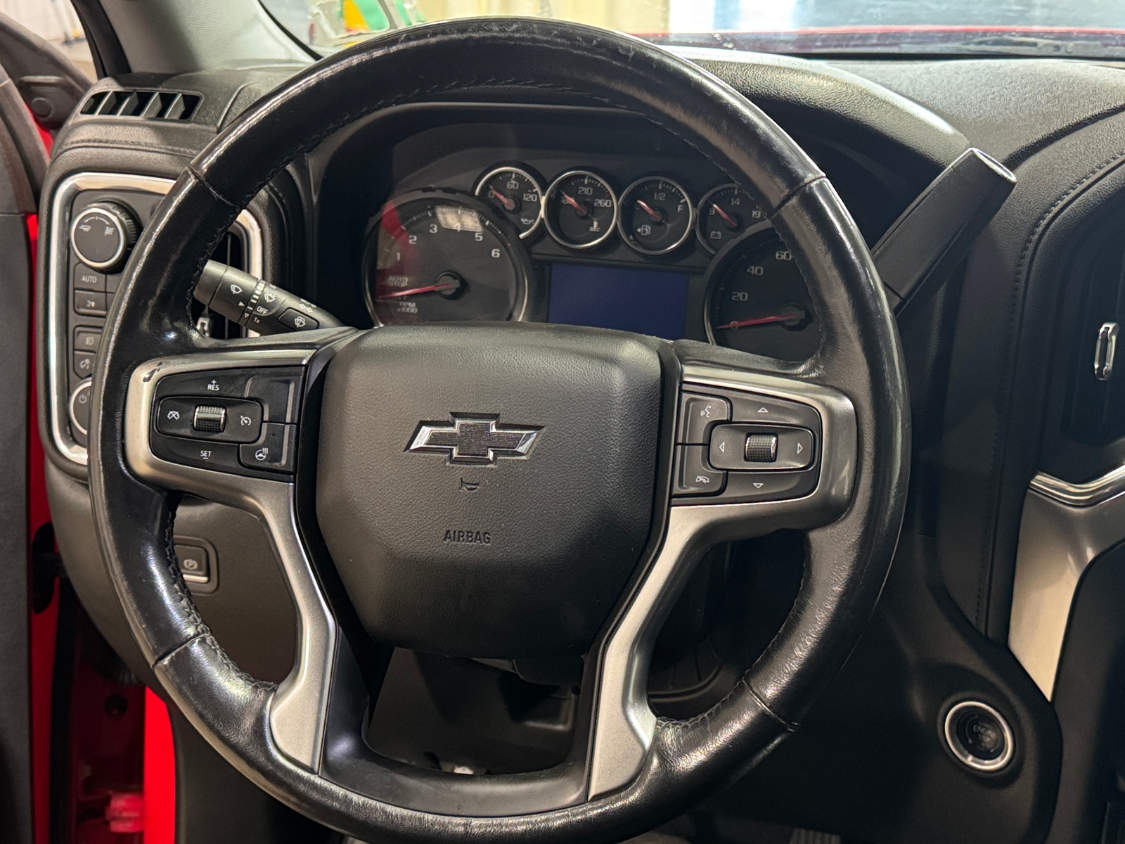 Thumbnail: 2019 Chevrolet Silverado 1500 - 5