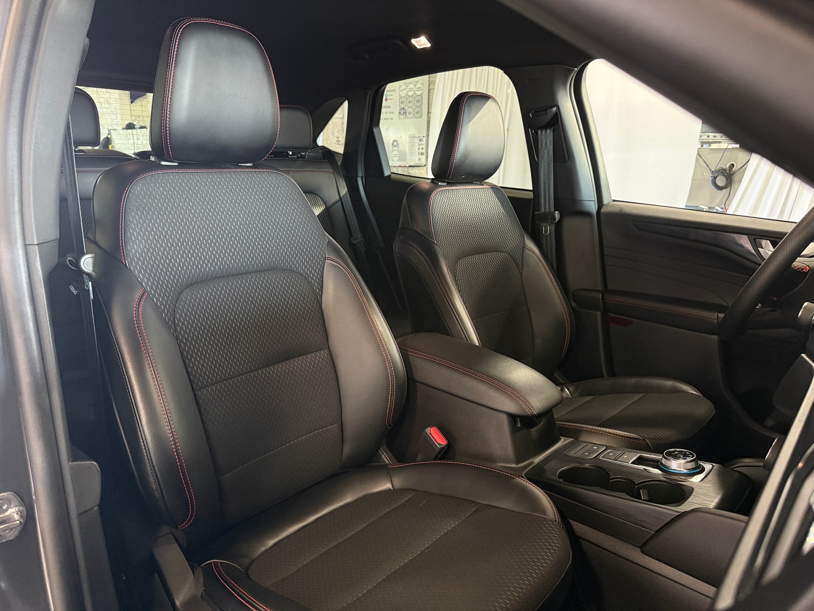 Thumbnail: 2025 Ford Escape - 2