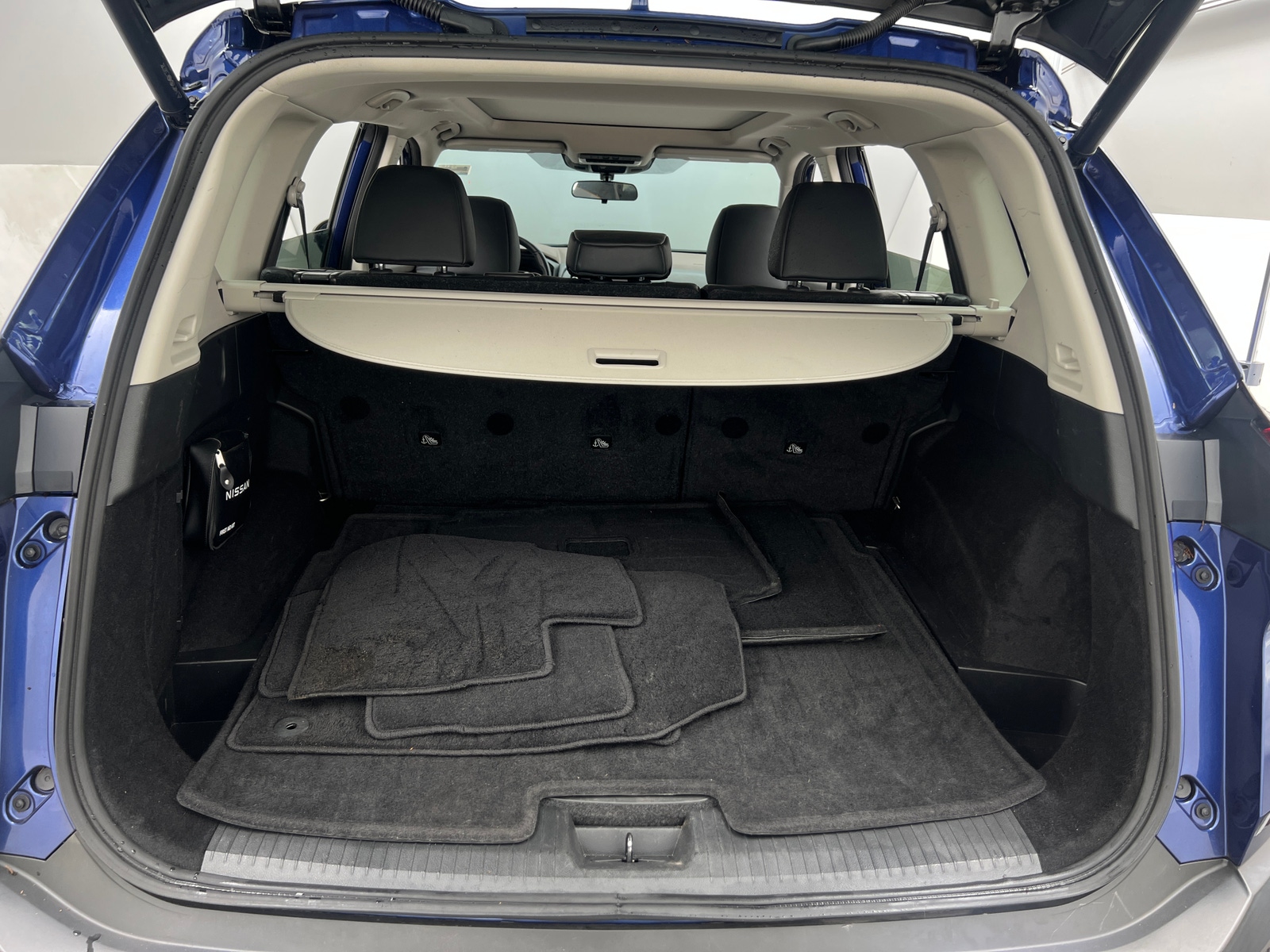 Thumbnail: 2023 Nissan Rogue - 7