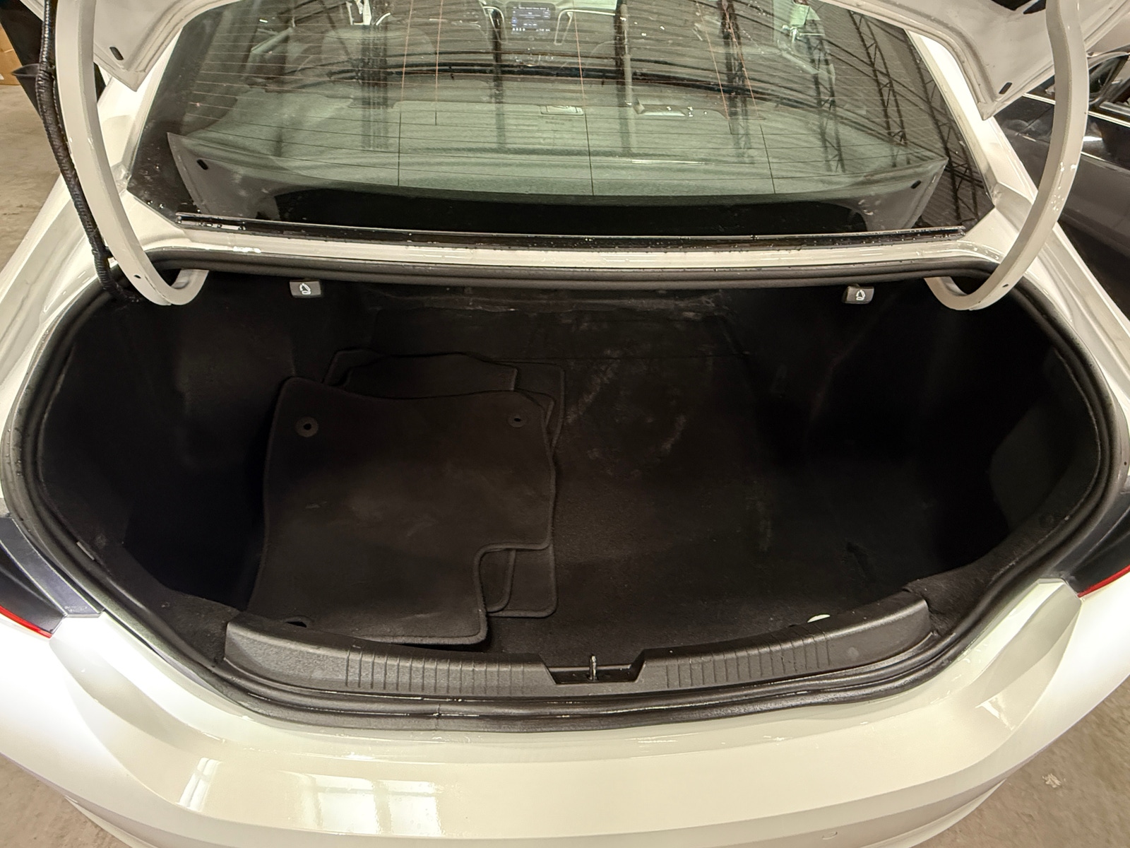 Thumbnail: 2024 Chevrolet Malibu - 7