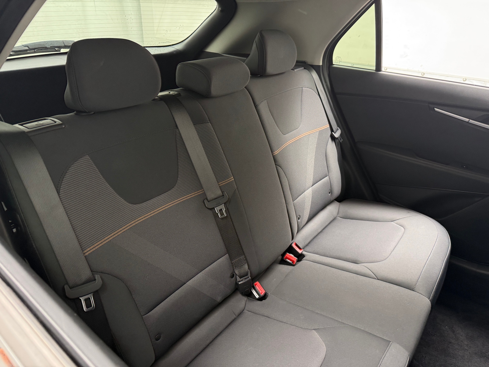 Thumbnail: 2023 Kia Niro - 6