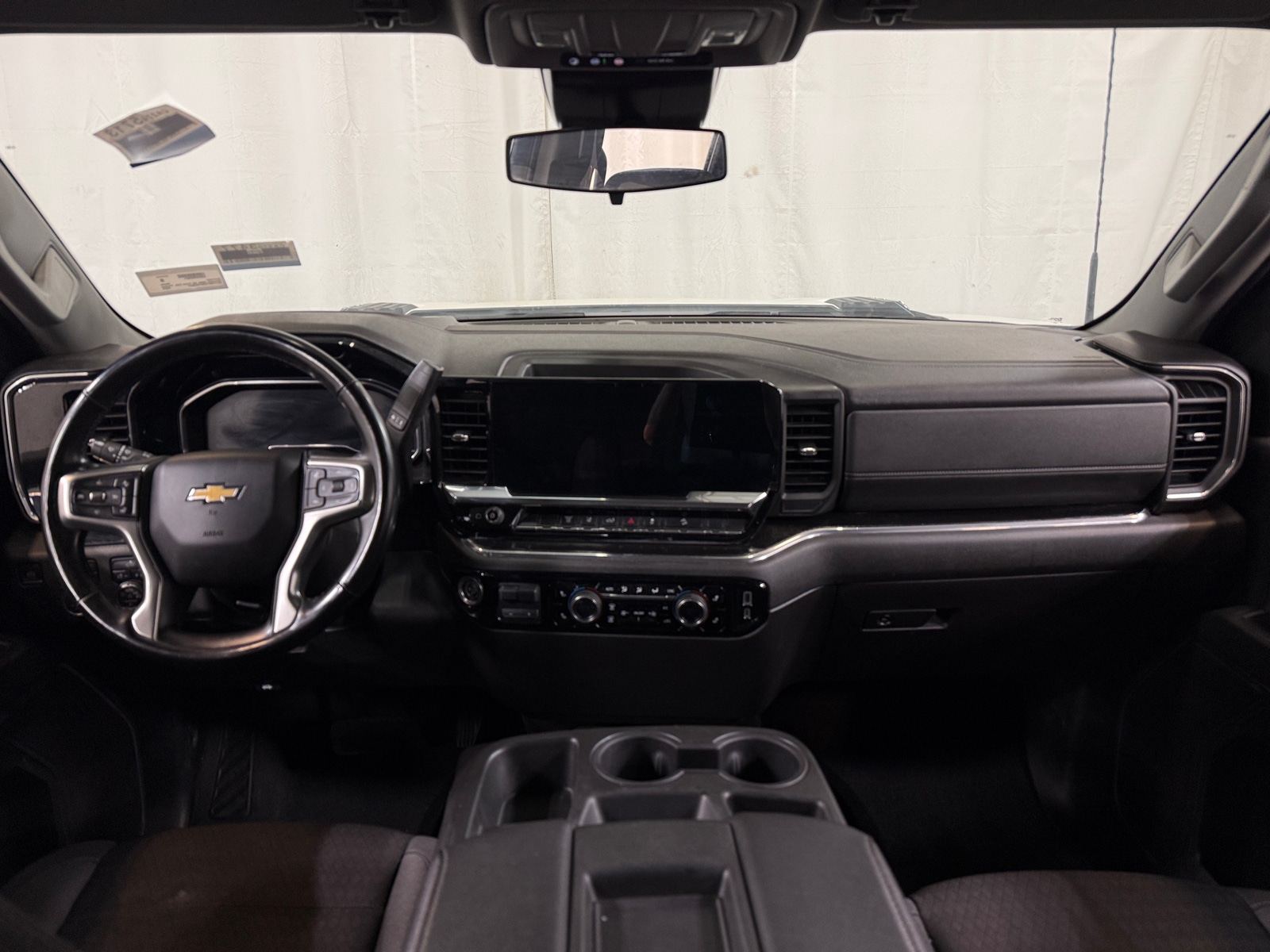 Thumbnail: 2024 Chevrolet Silverado 2500 - 3