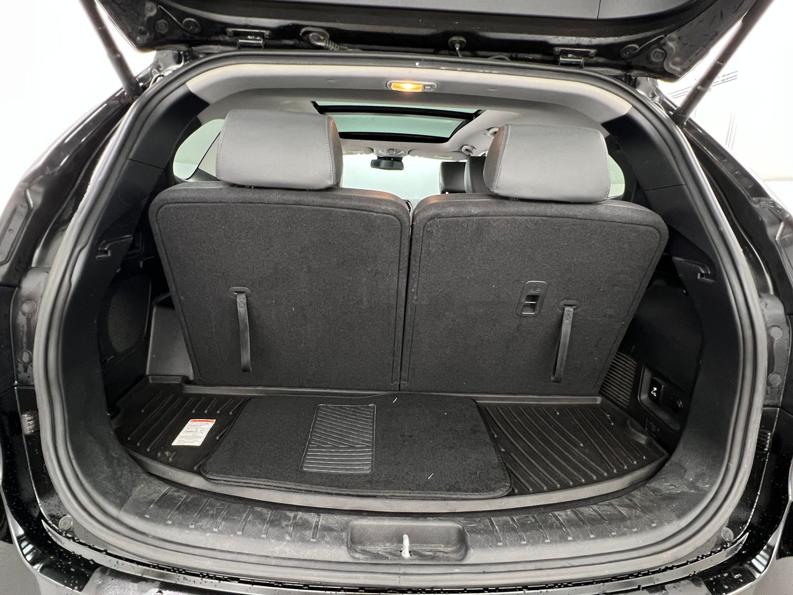 Thumbnail: 2018 Hyundai Santa Fe - 6