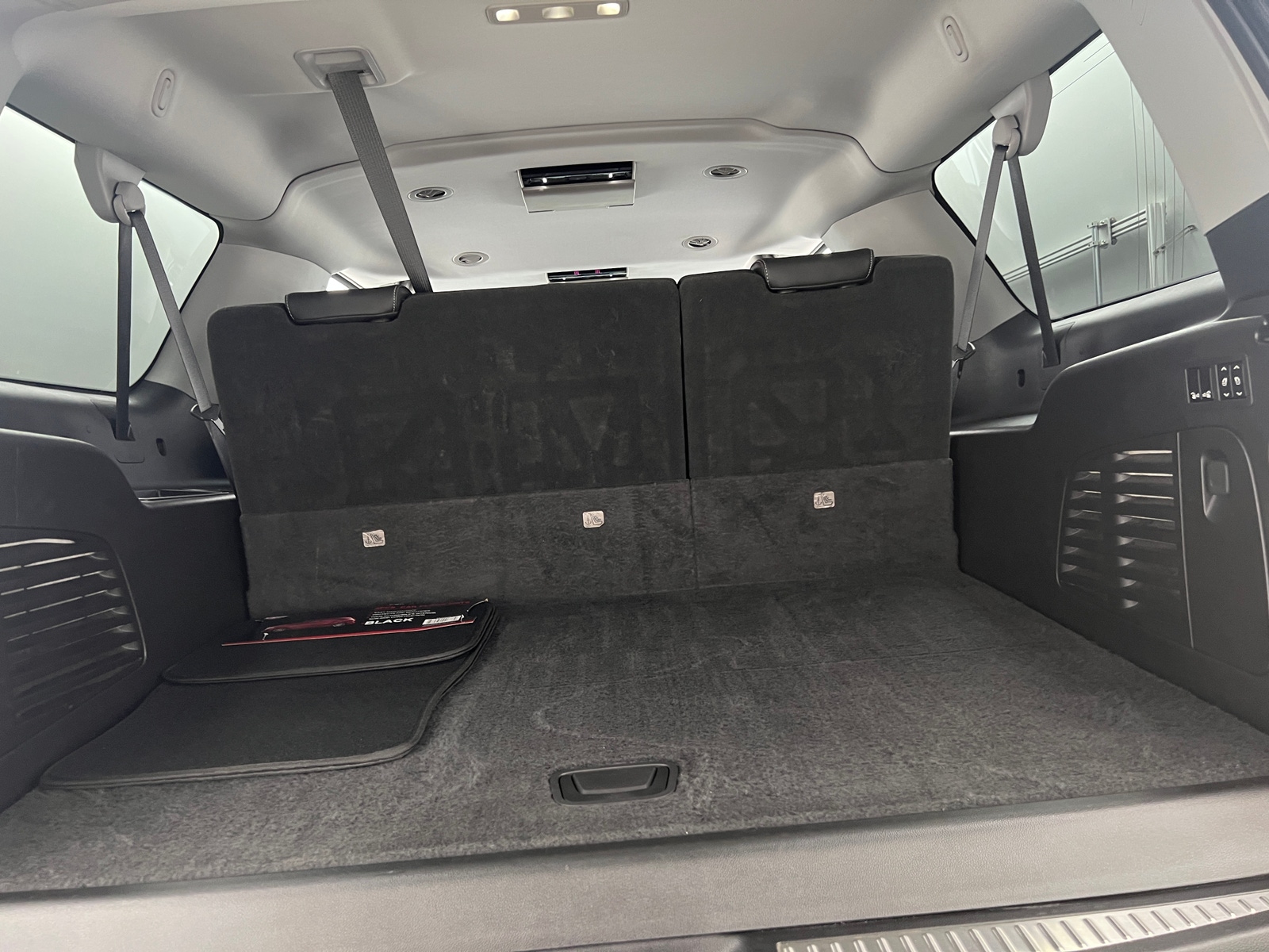 Thumbnail: 2018 Chevrolet Suburban - 6