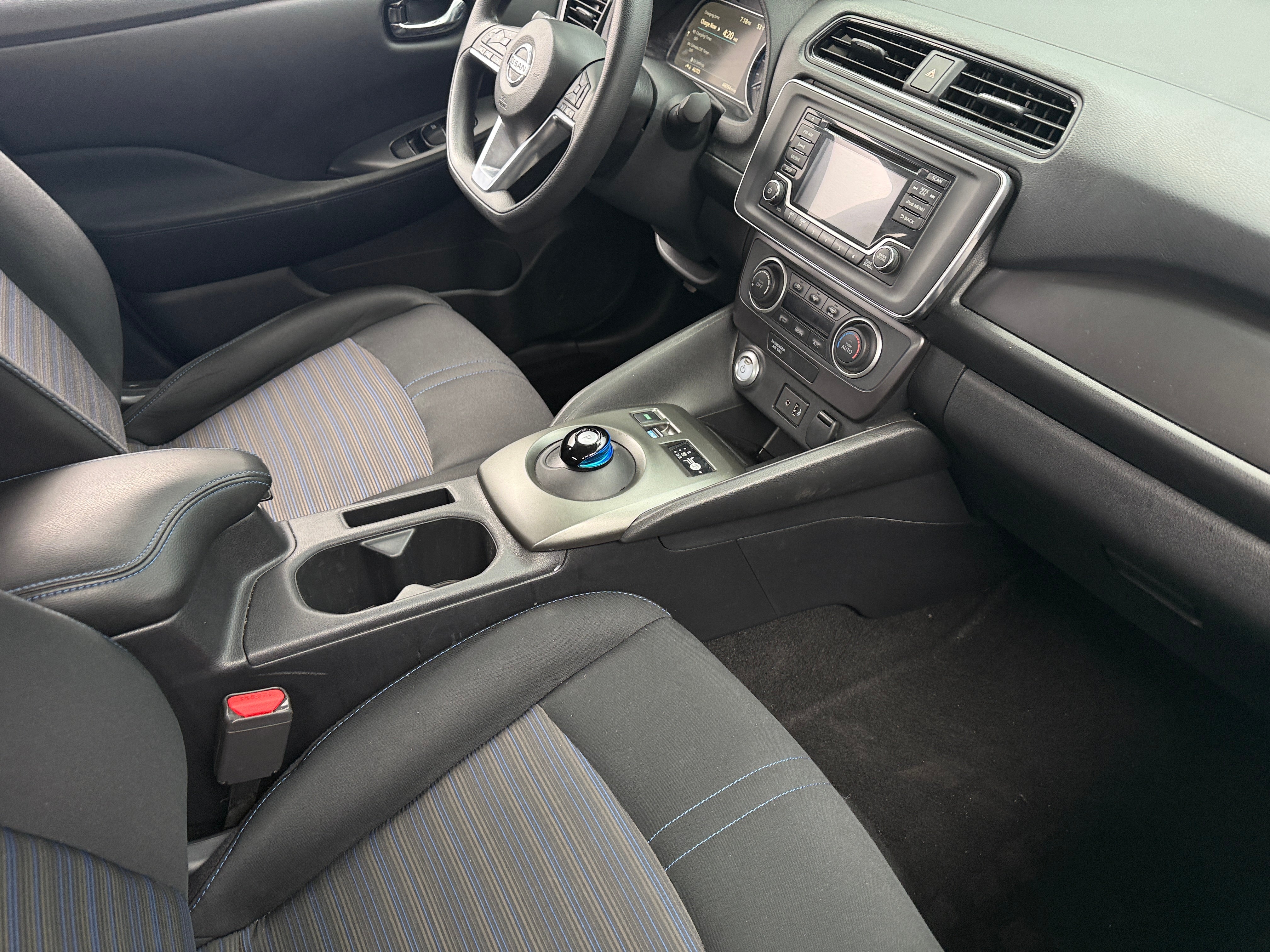 Used 2019 Nissan Leaf S with VIN 1N4AZ1CP7KC305561 for sale in Oak Creek, WI