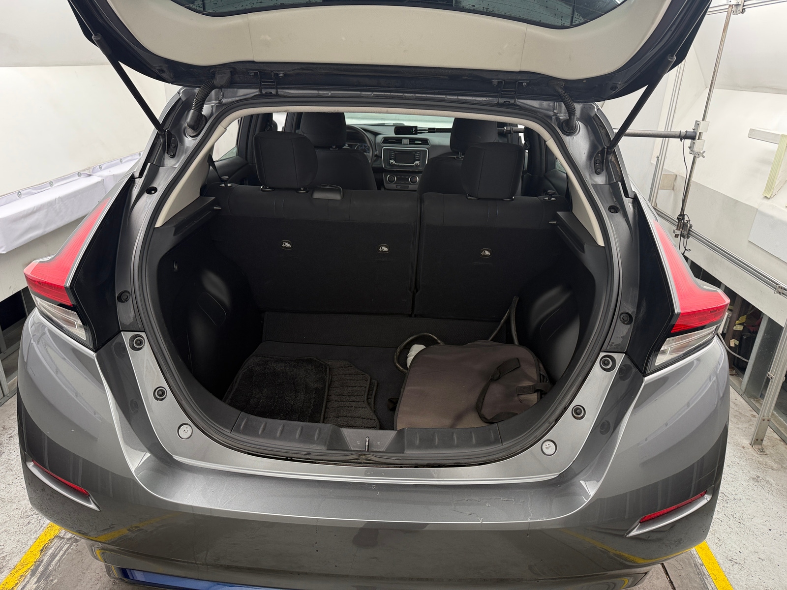 Thumbnail: 2019 Nissan Leaf - 7