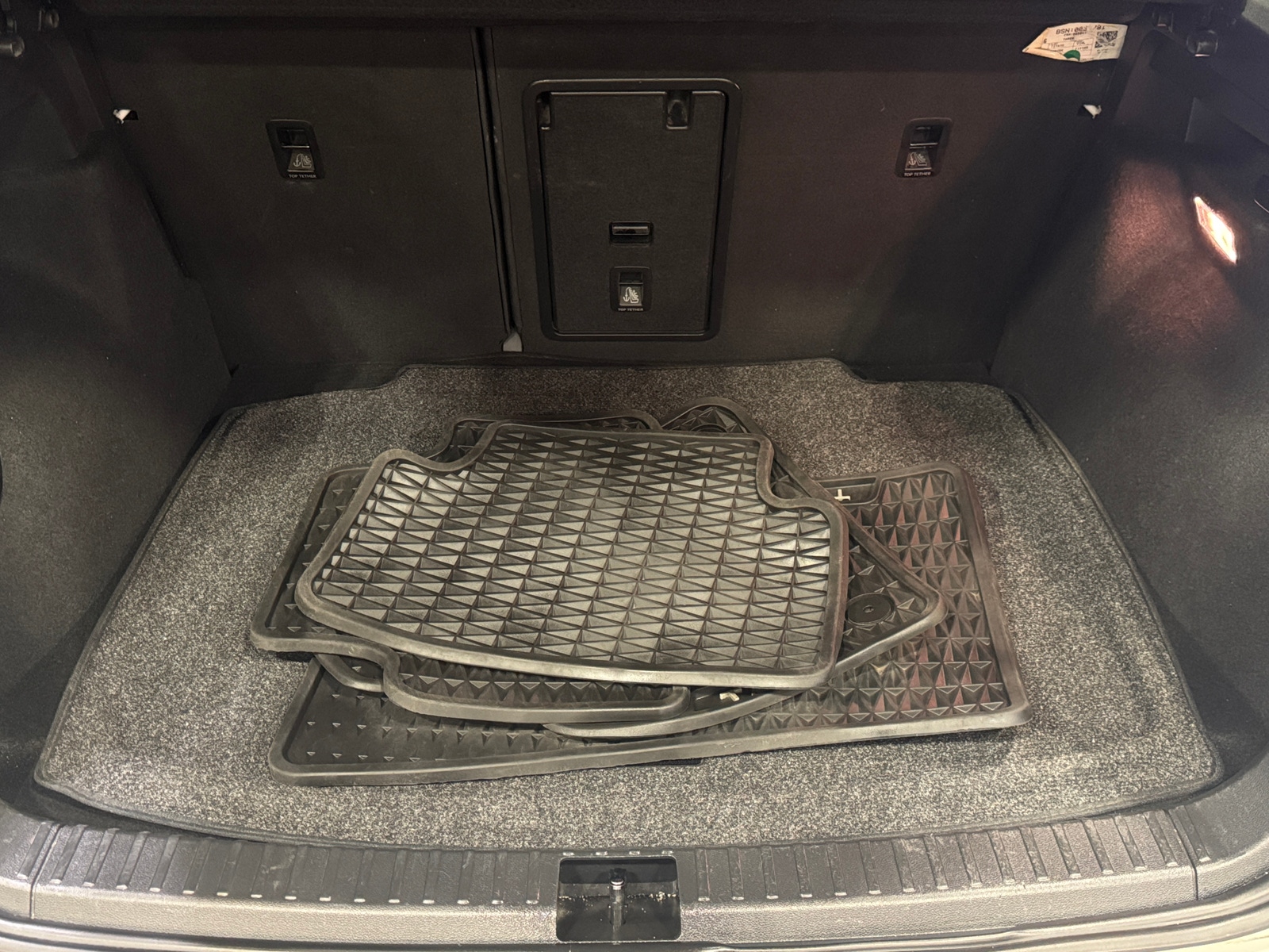 Thumbnail: 2022 Volkswagen Taos - 6