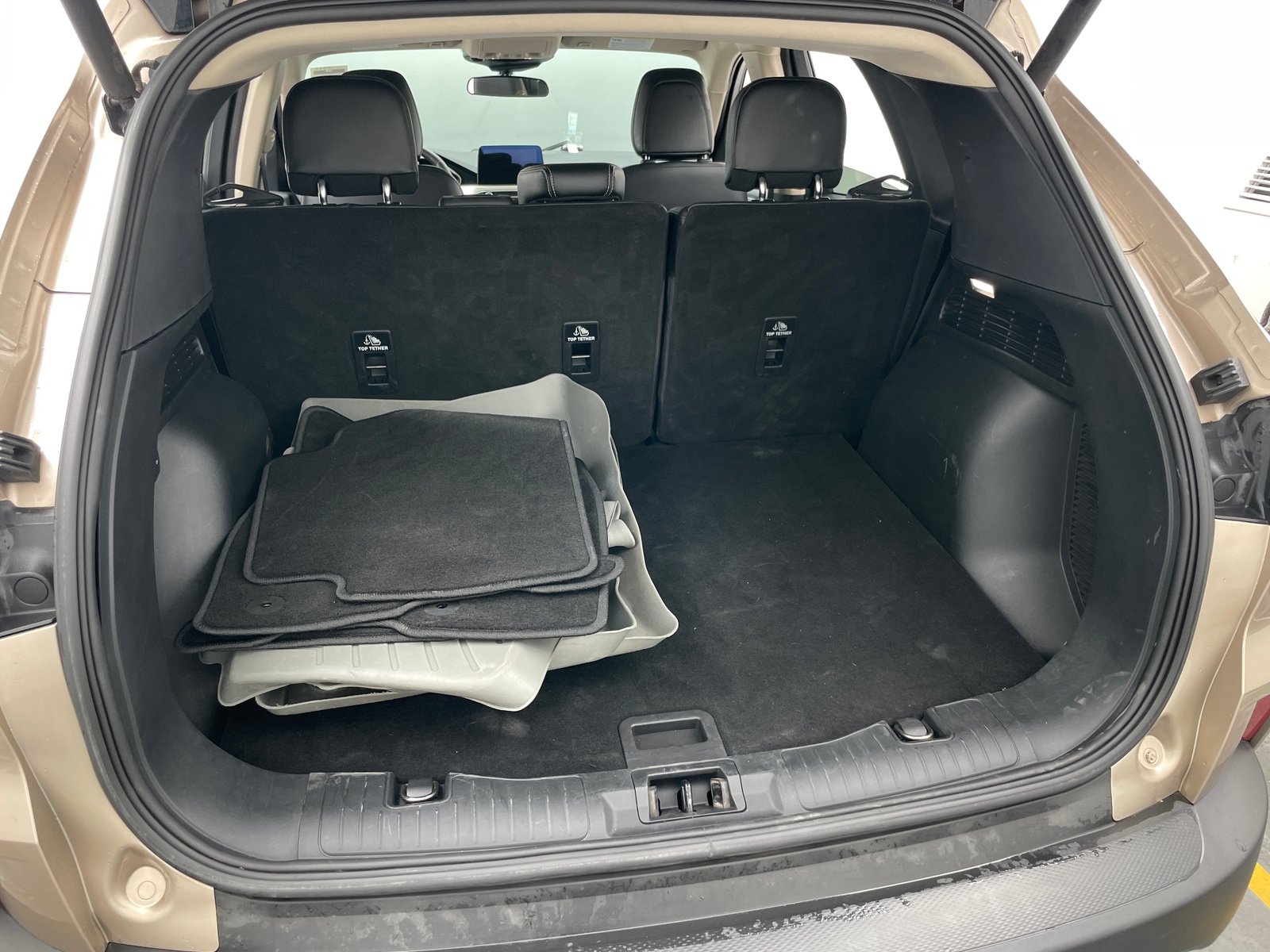 Thumbnail: 2020 Ford Escape - 7