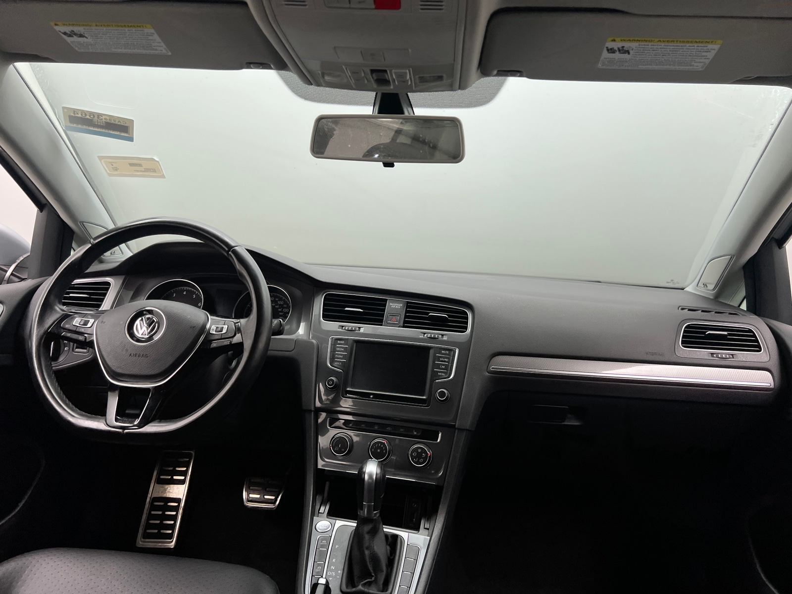 Thumbnail: 2017 Volkswagen Golf - 2