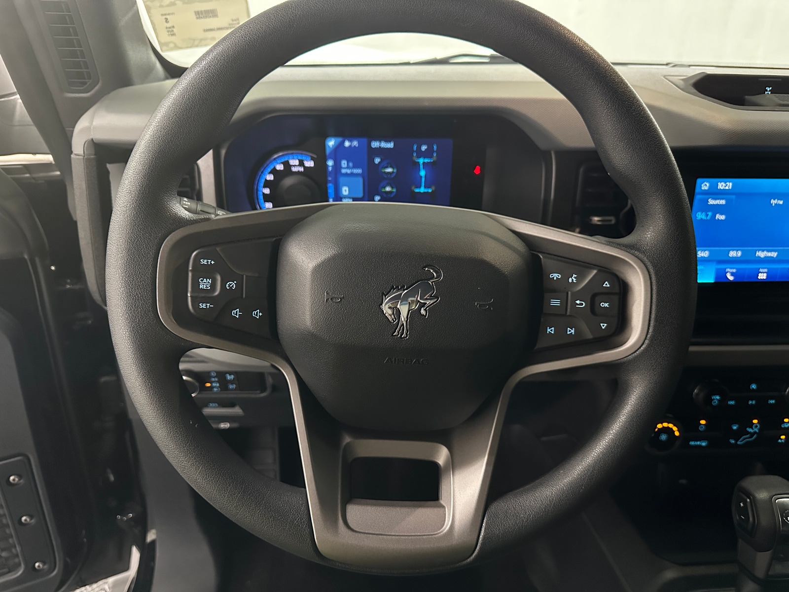 Thumbnail: 2021 Ford Bronco - 5