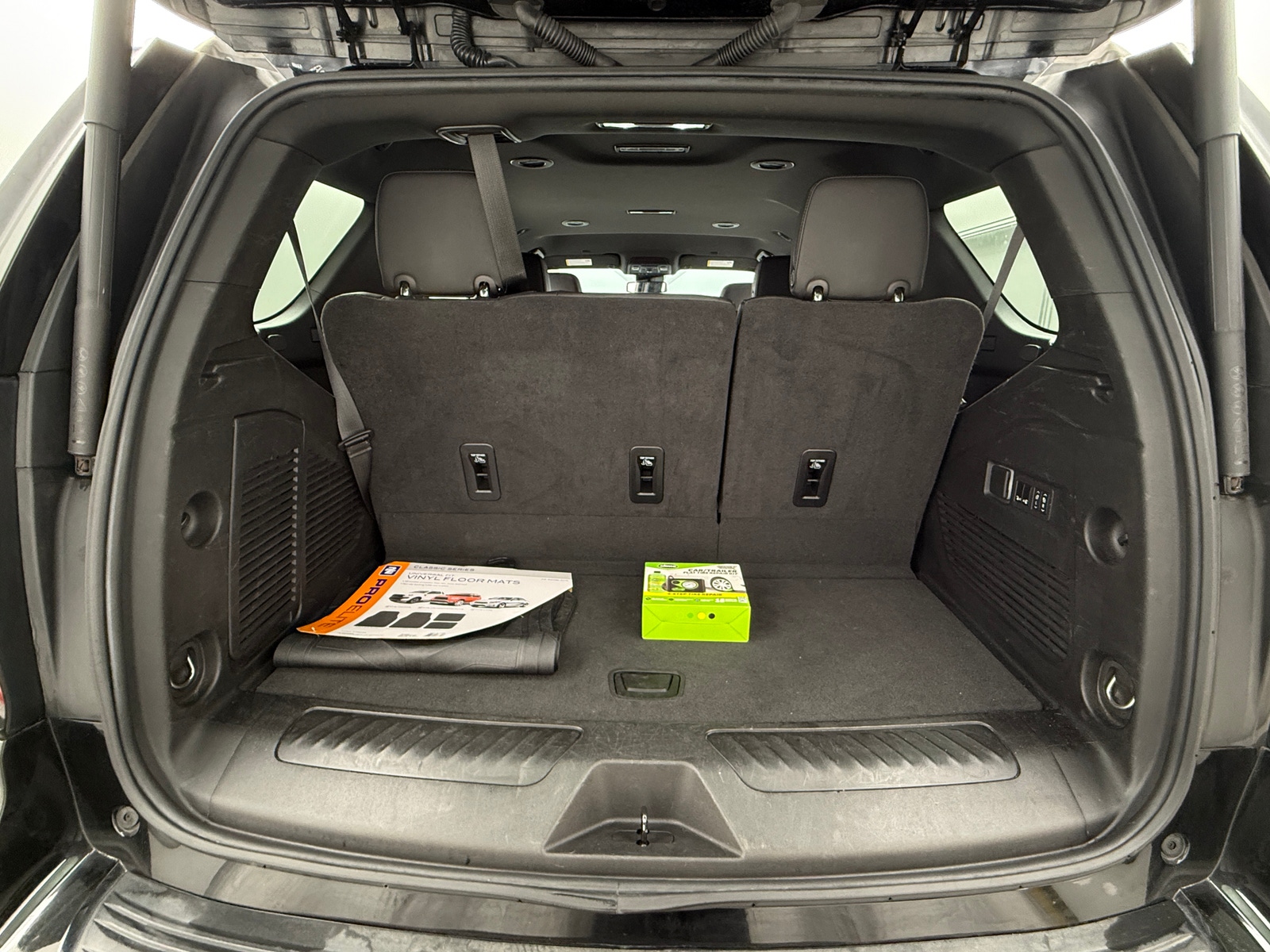 Thumbnail: 2024 Chevrolet Tahoe - 6