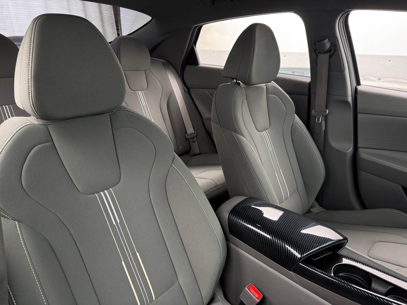 Thumbnail: 2024 Hyundai Elantra - 2