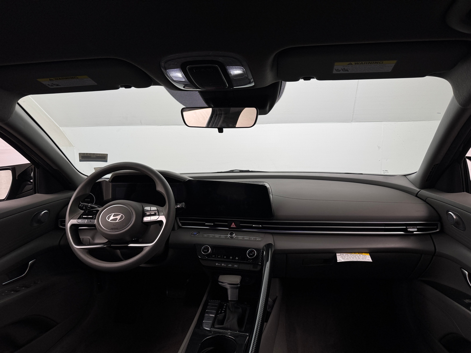 Thumbnail: 2024 Hyundai Elantra - 3