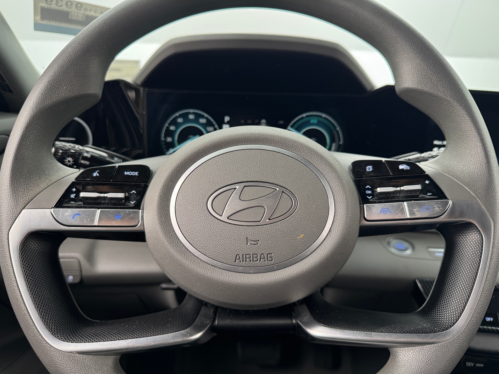 Thumbnail: 2024 Hyundai Elantra - 5