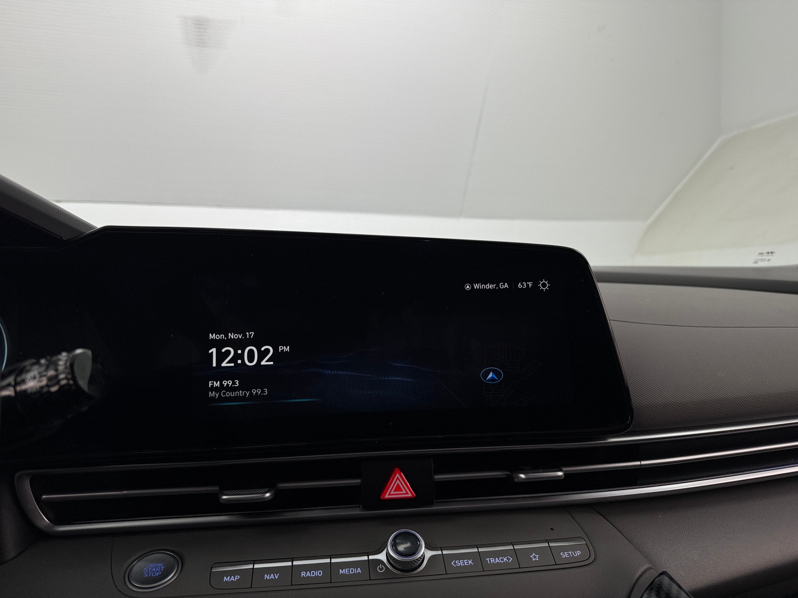 Thumbnail: 2024 Hyundai Elantra - 4