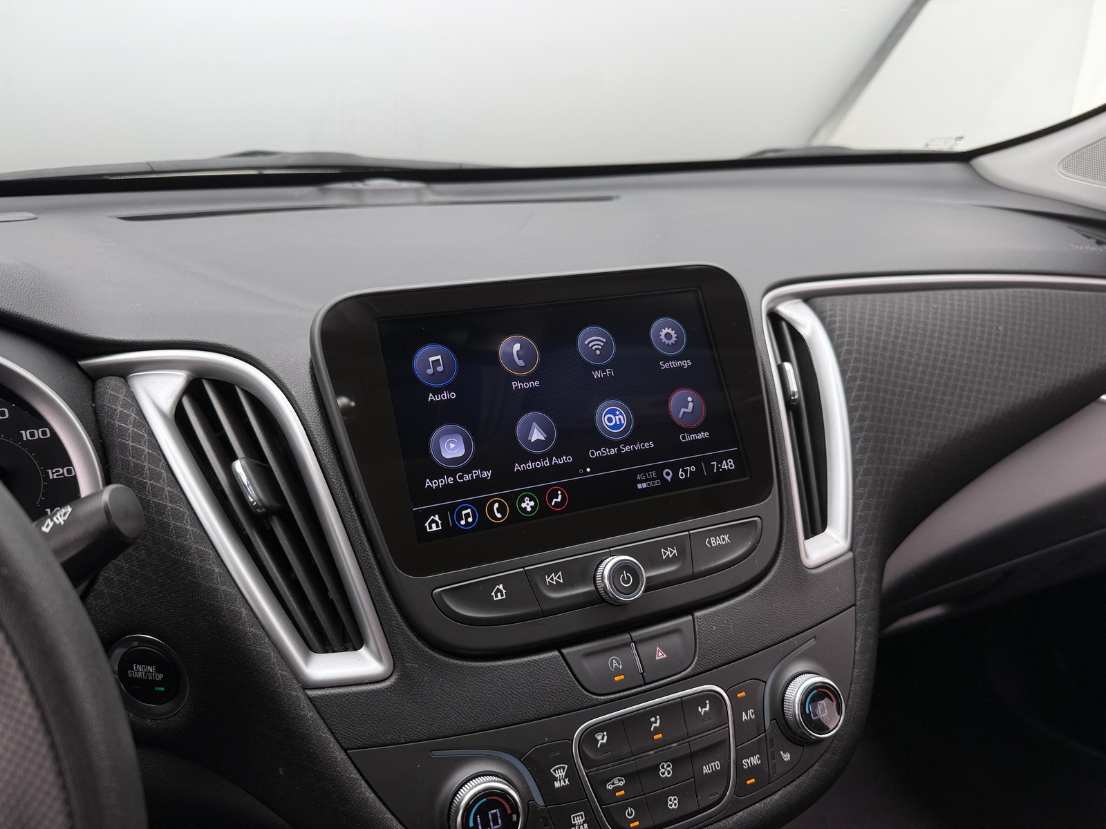 Thumbnail: 2024 Chevrolet Malibu - 4