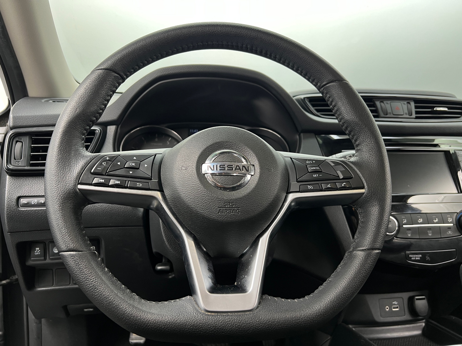Thumbnail: 2019 Nissan Rogue - 5