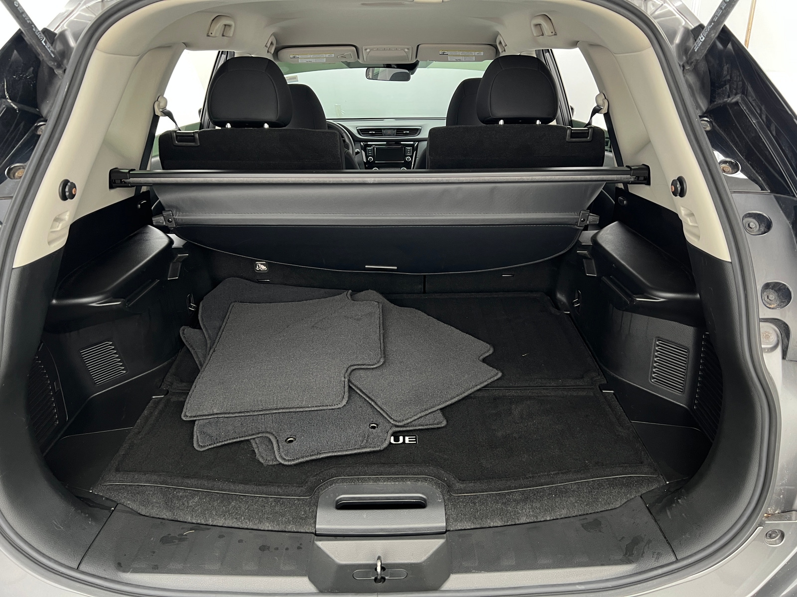 Thumbnail: 2019 Nissan Rogue - 7