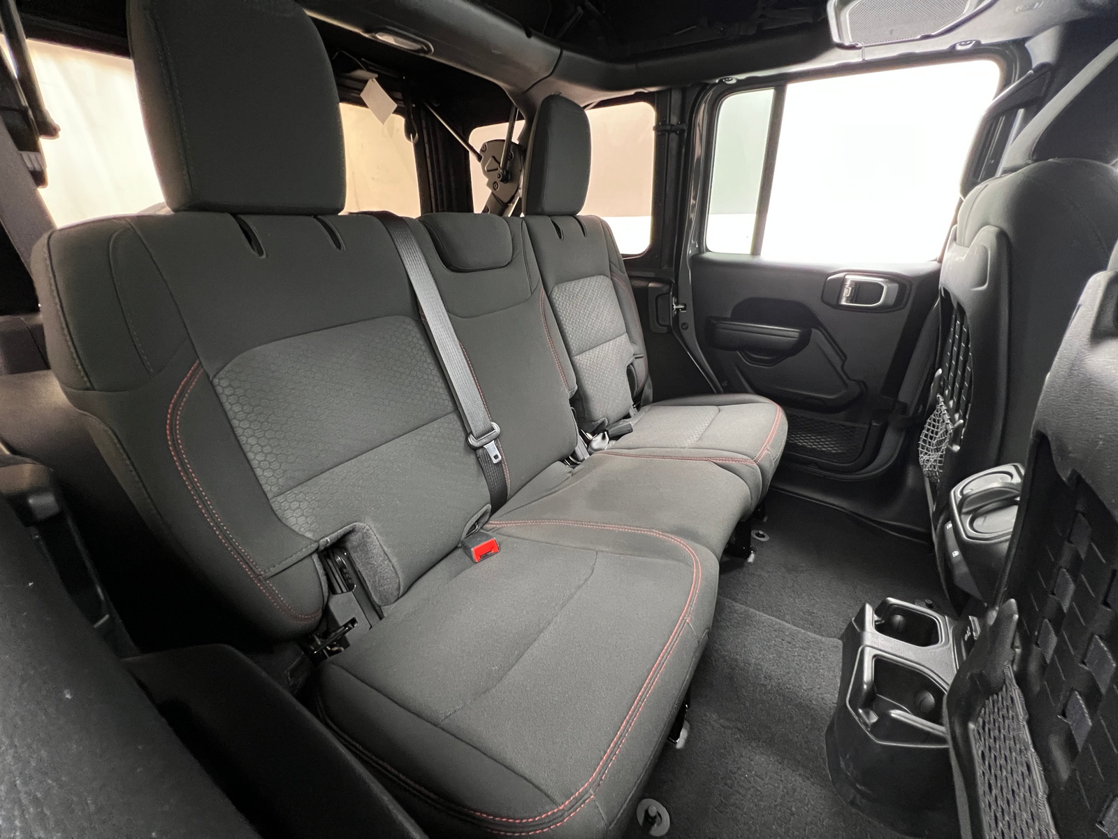 Thumbnail: 2021 Jeep Wrangler - 6