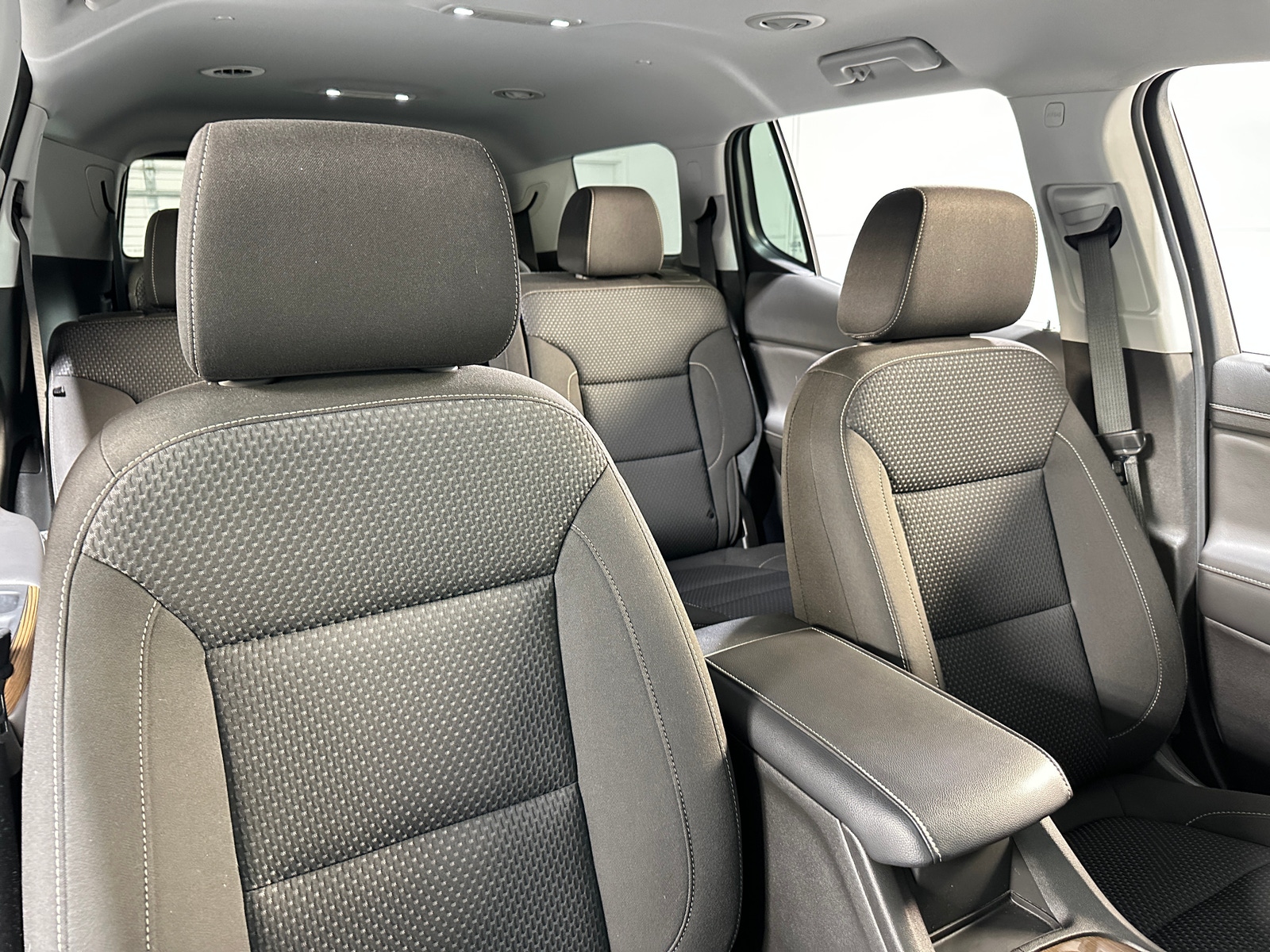 Thumbnail: 2023 GMC Acadia - 2